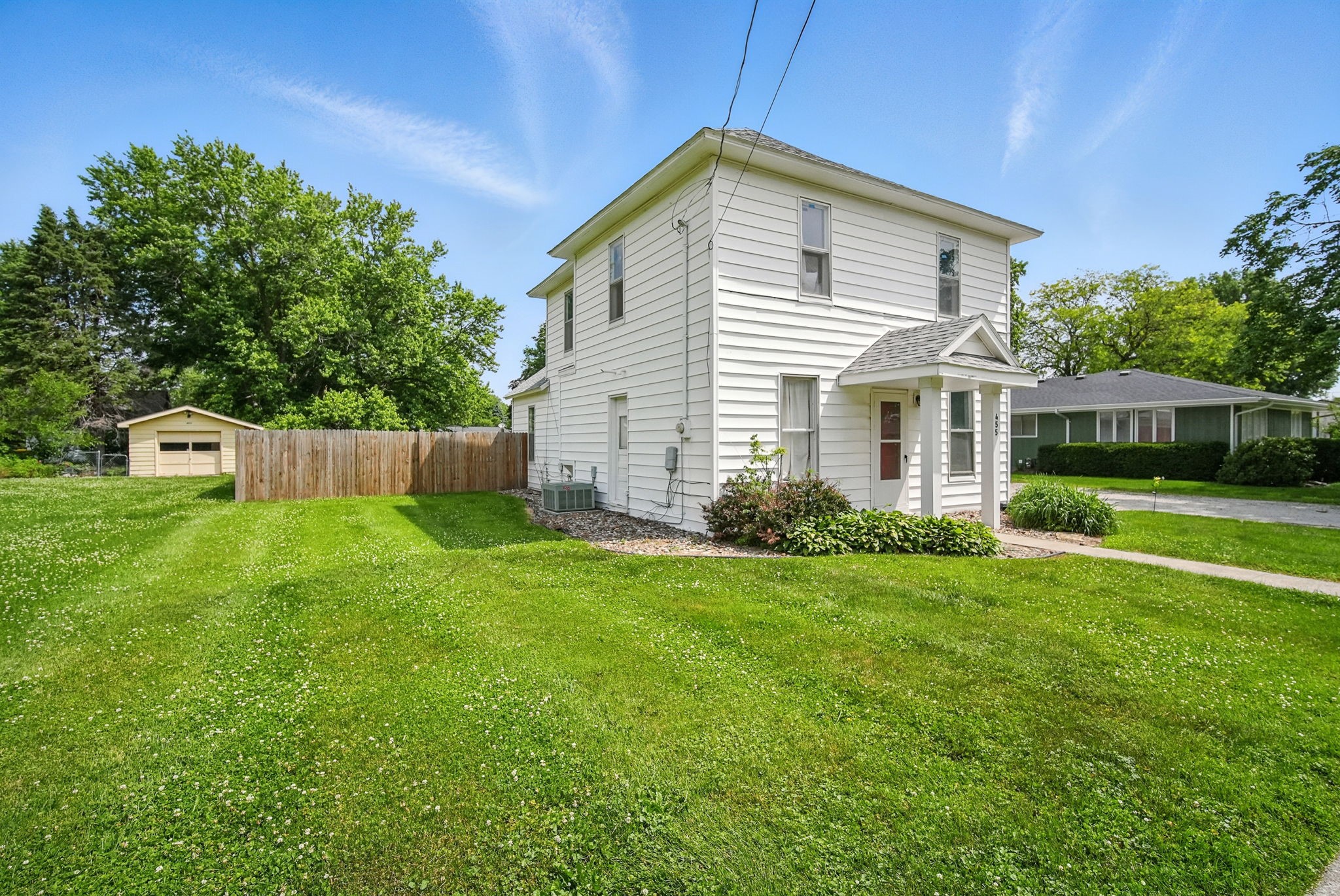 455 NW 2nd Street