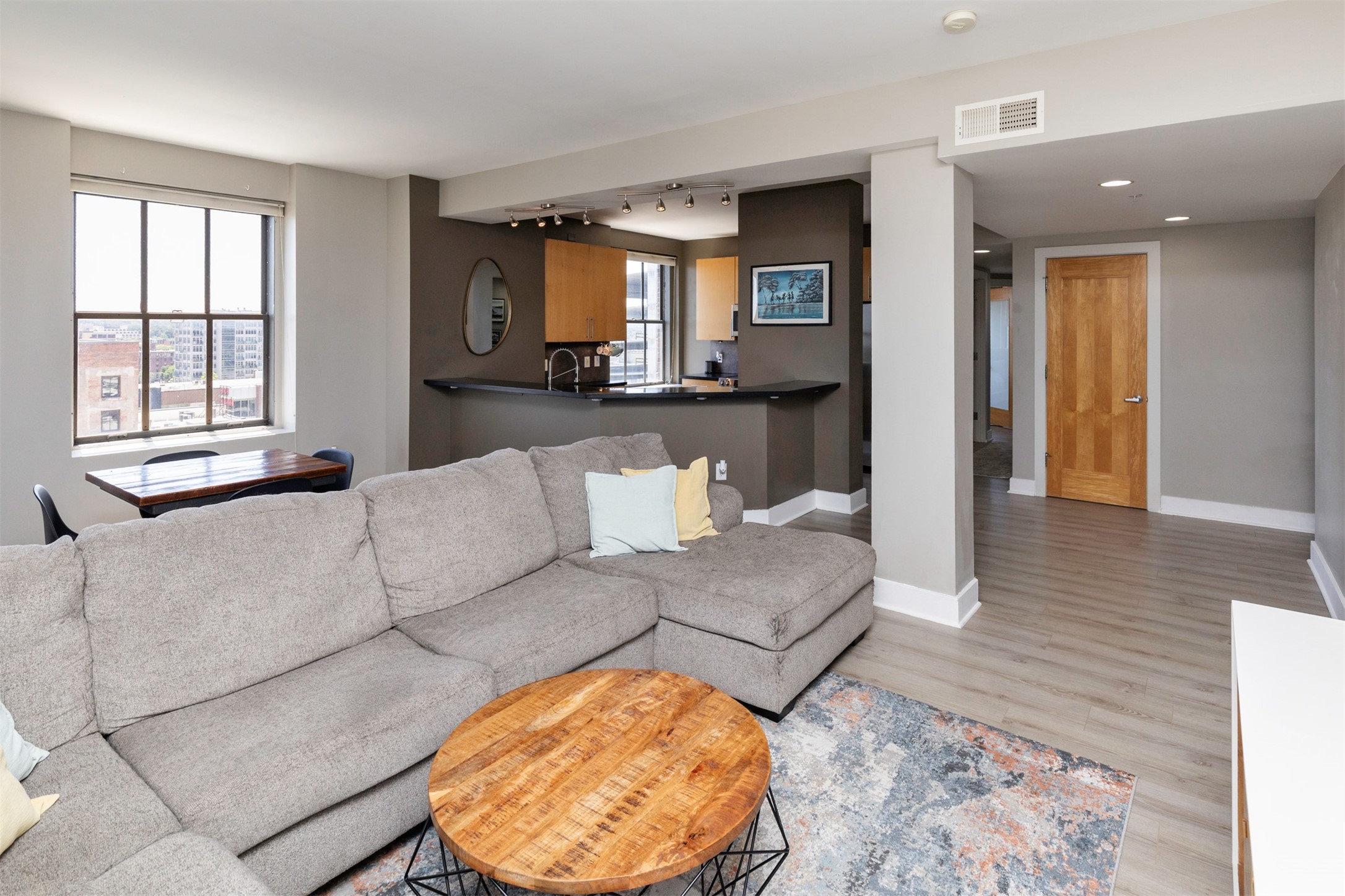 400 Walnut Street 901