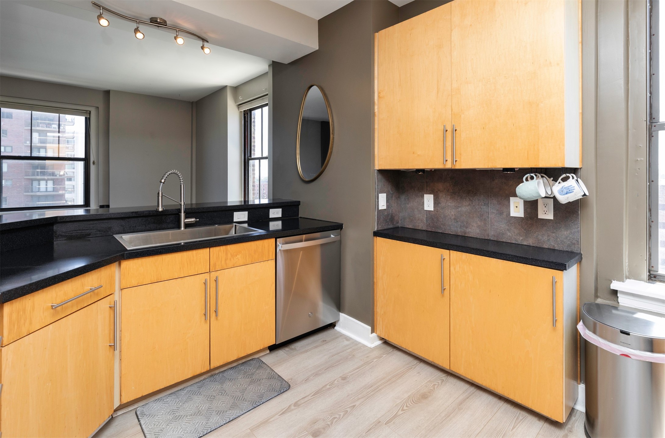 400 Walnut Street 901