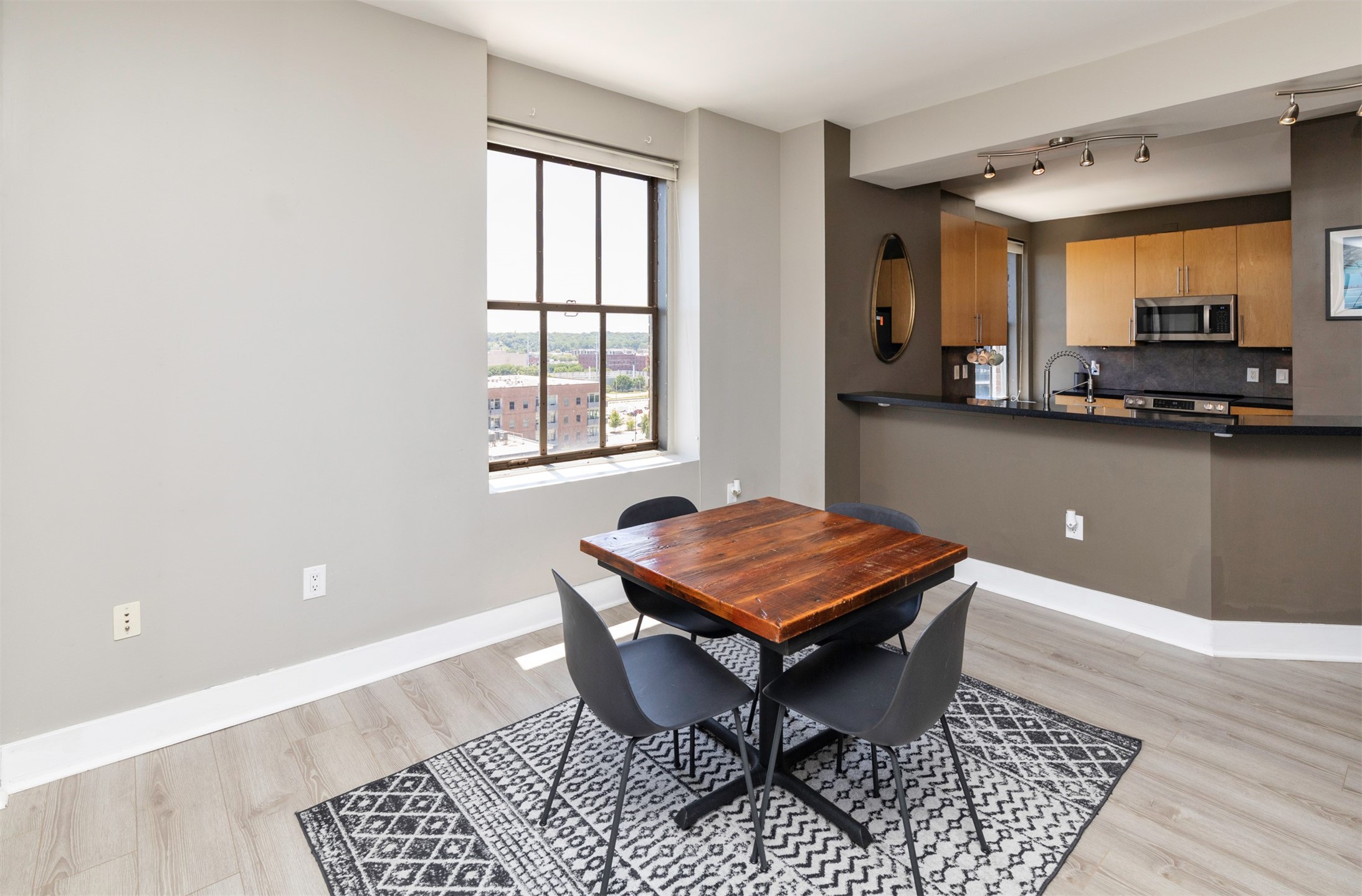 400 Walnut Street 901