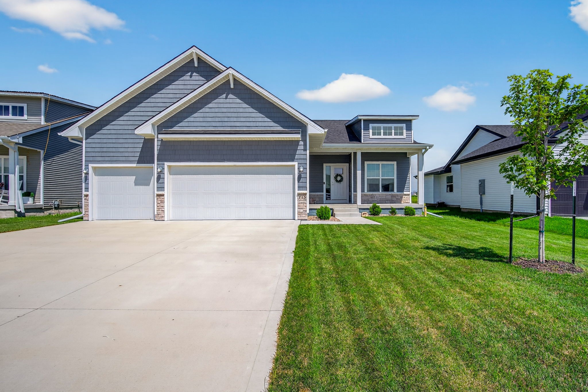 713 NE Country Meadow Drive
