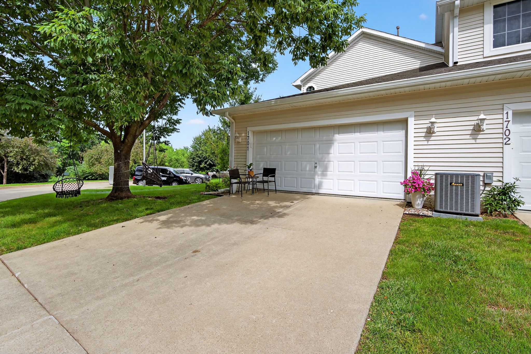 4425 Mills Civic Parkway 1701