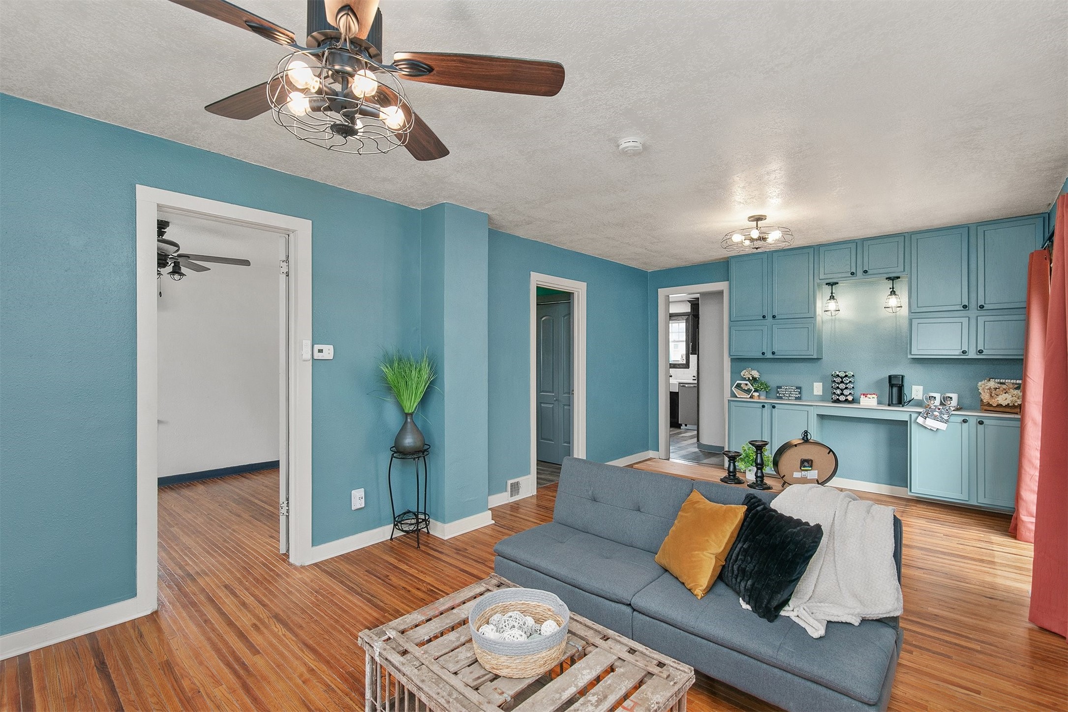 201 Walnut Avenue