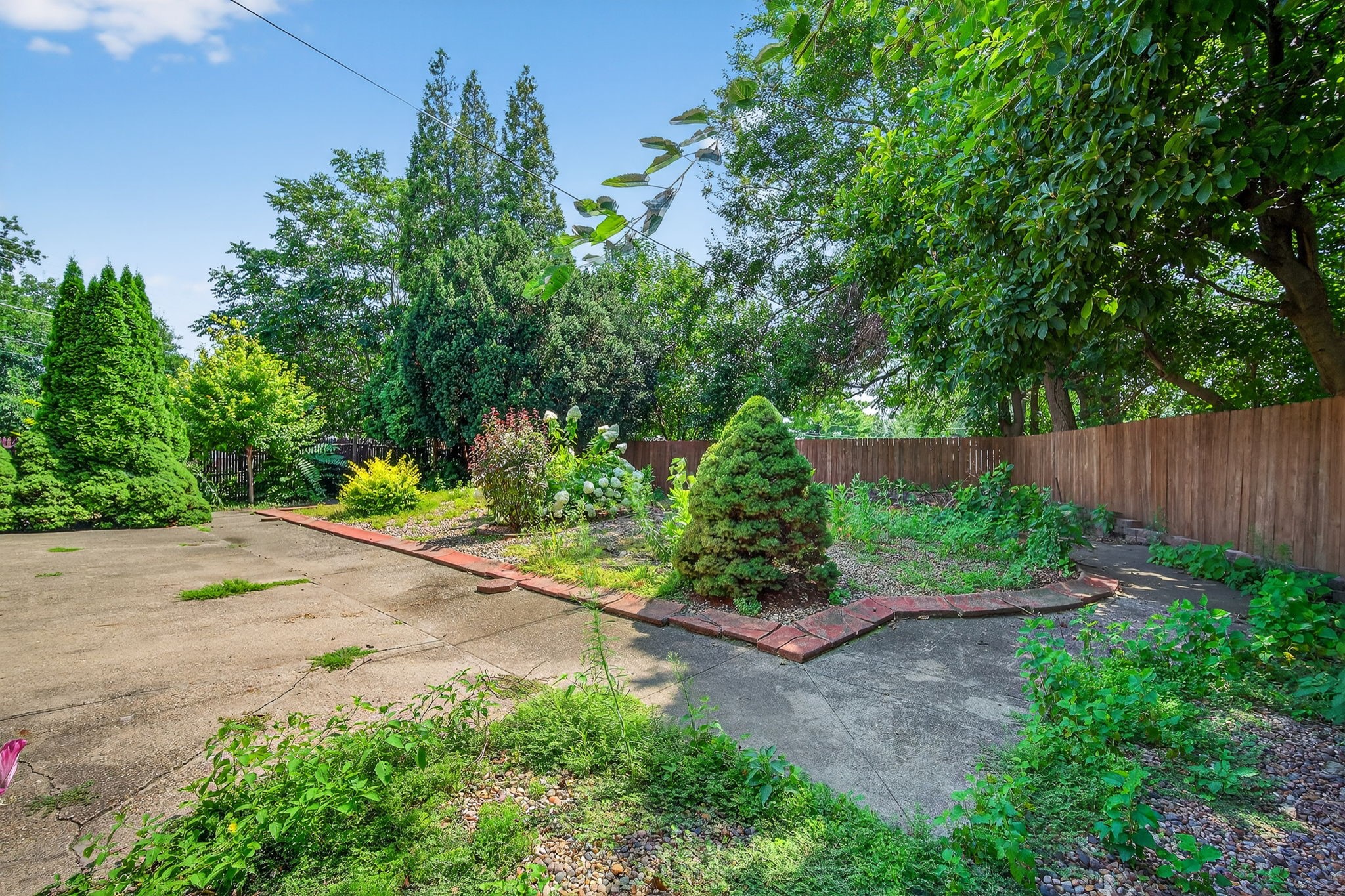 7204 Douglas Avenue