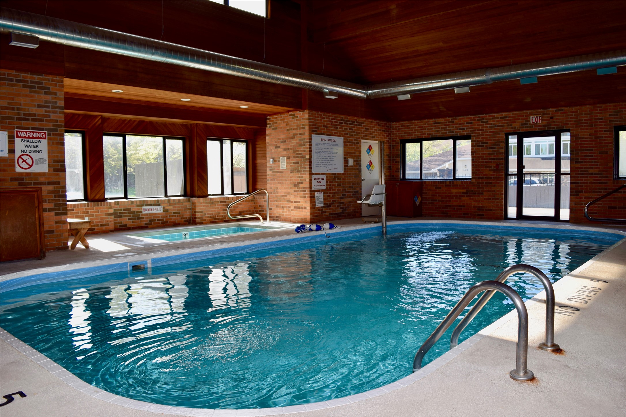 411 SE Delaware Avenue 304