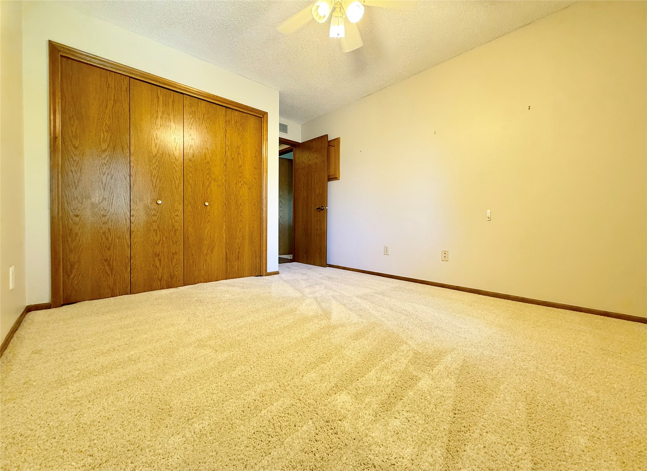 411 SE Delaware Avenue 304