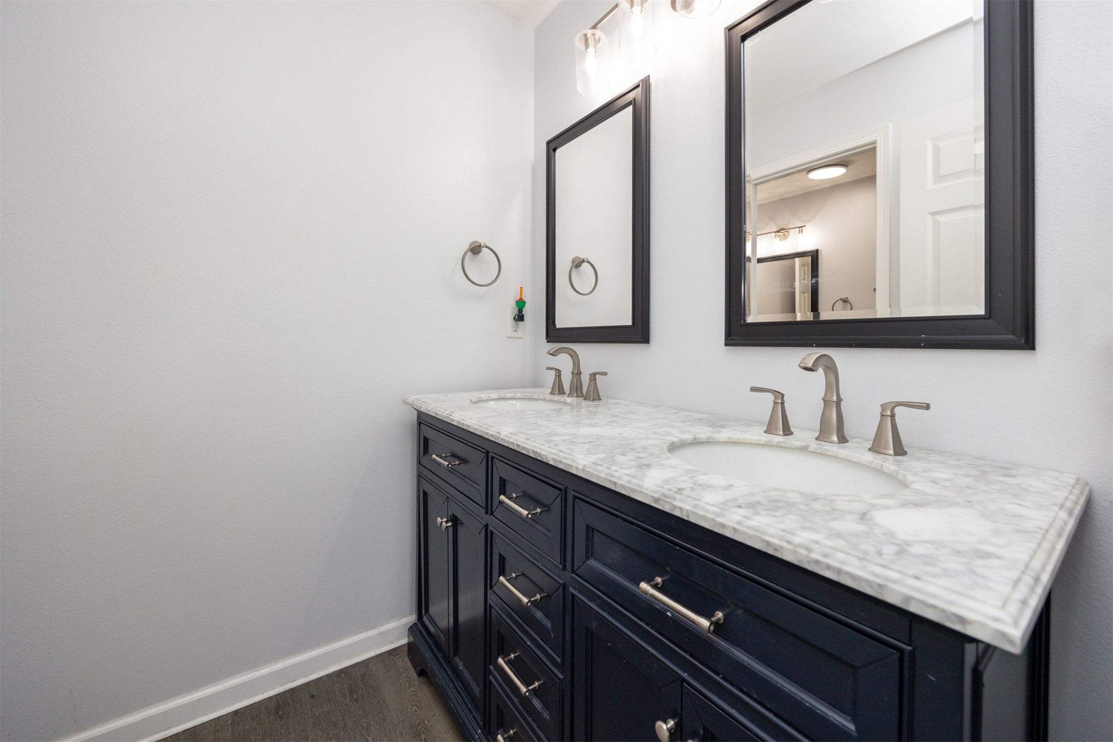 3213 SW Townpark Circle