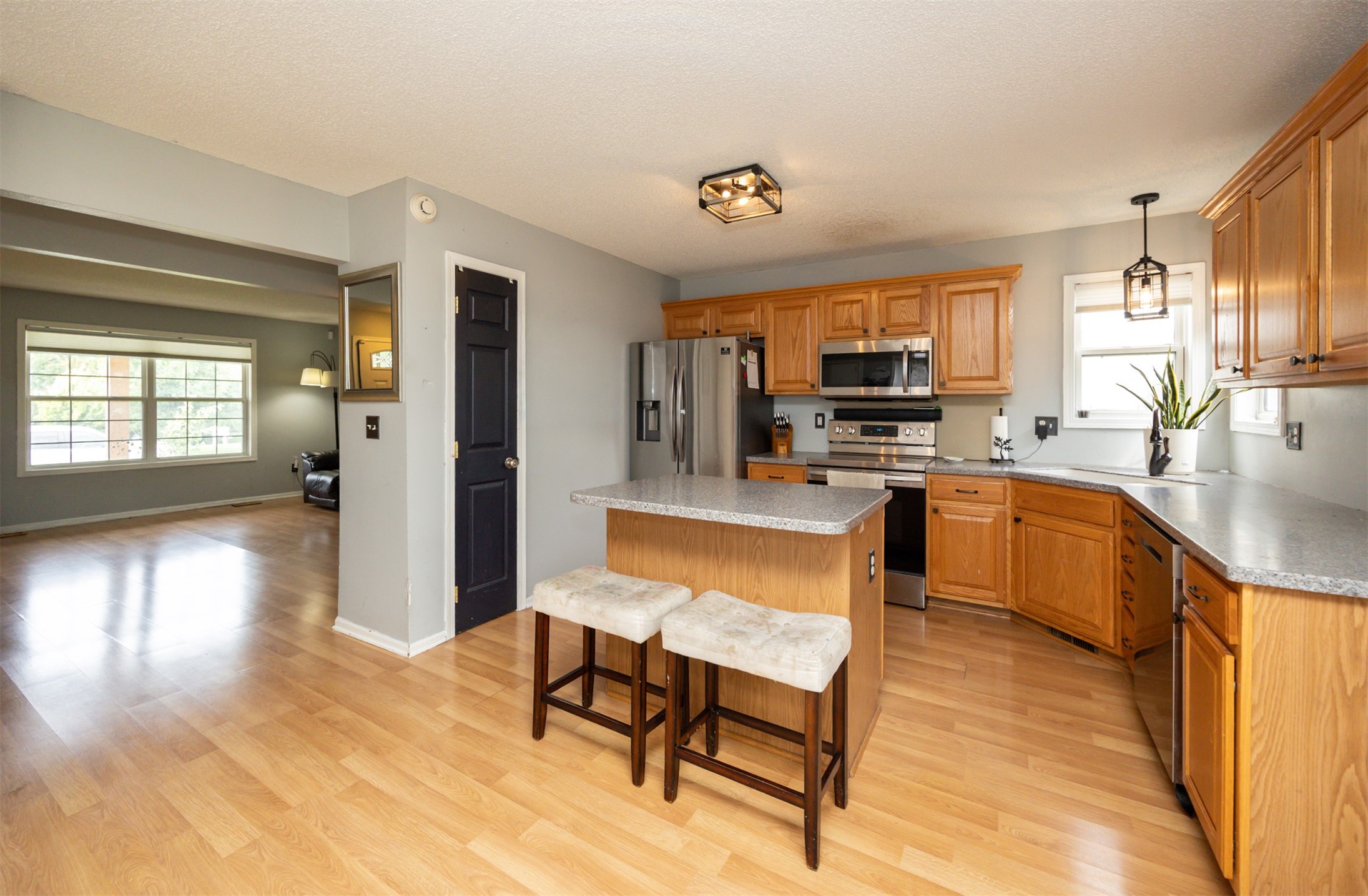 3213 SW Townpark Circle