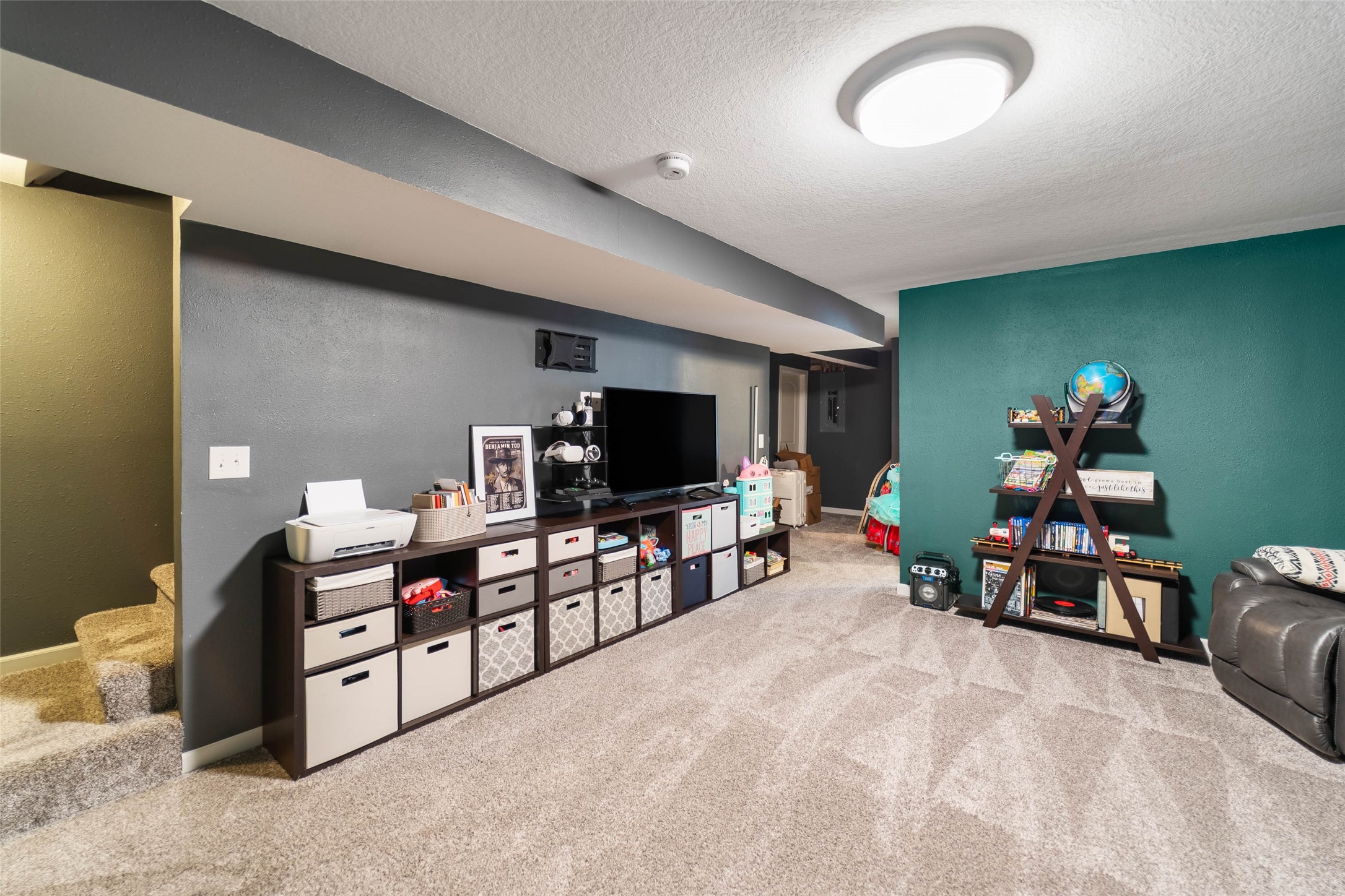 245 SE Wildflower Court