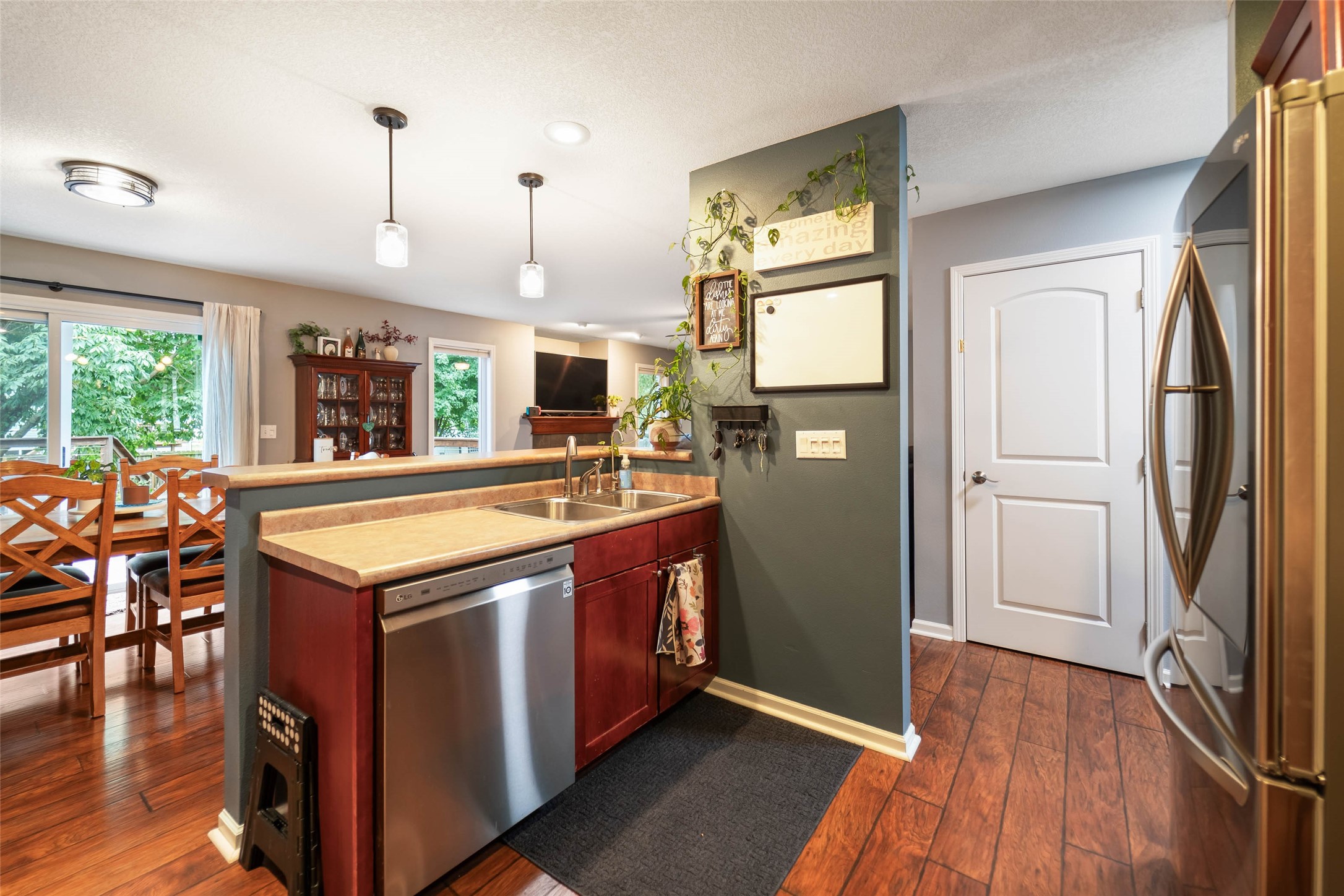 245 SE Wildflower Court