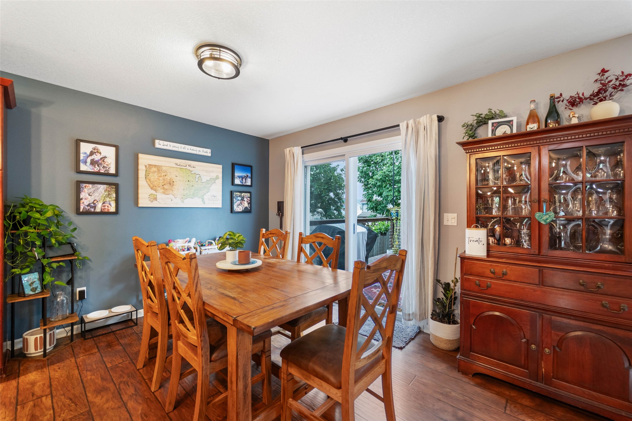 245 SE Wildflower Court