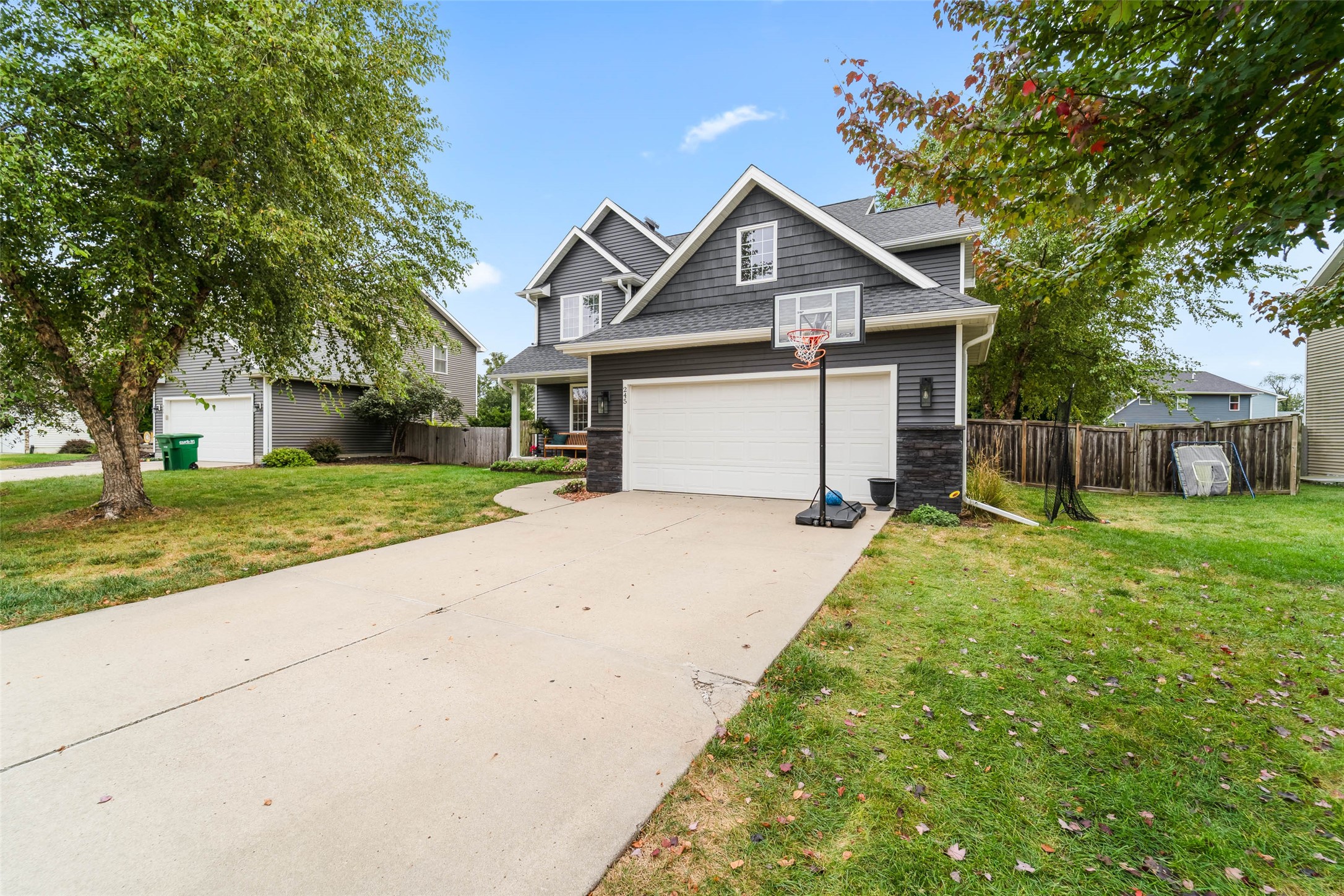 245 SE Wildflower Court