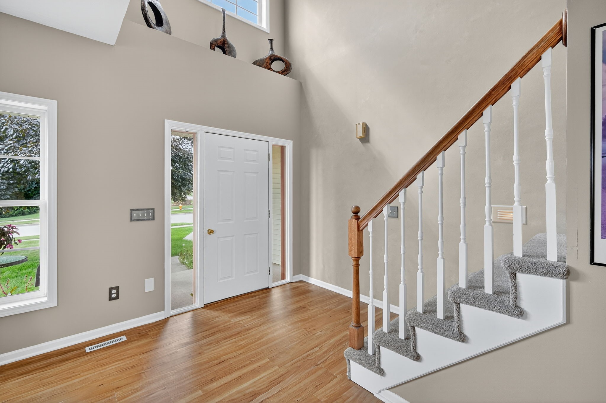 6721 Three Lakes Parkway