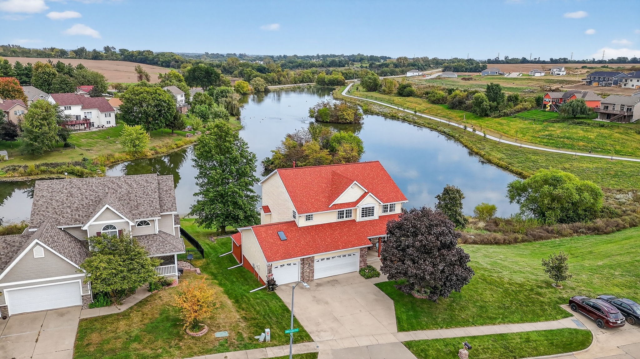 6721 Three Lakes Parkway