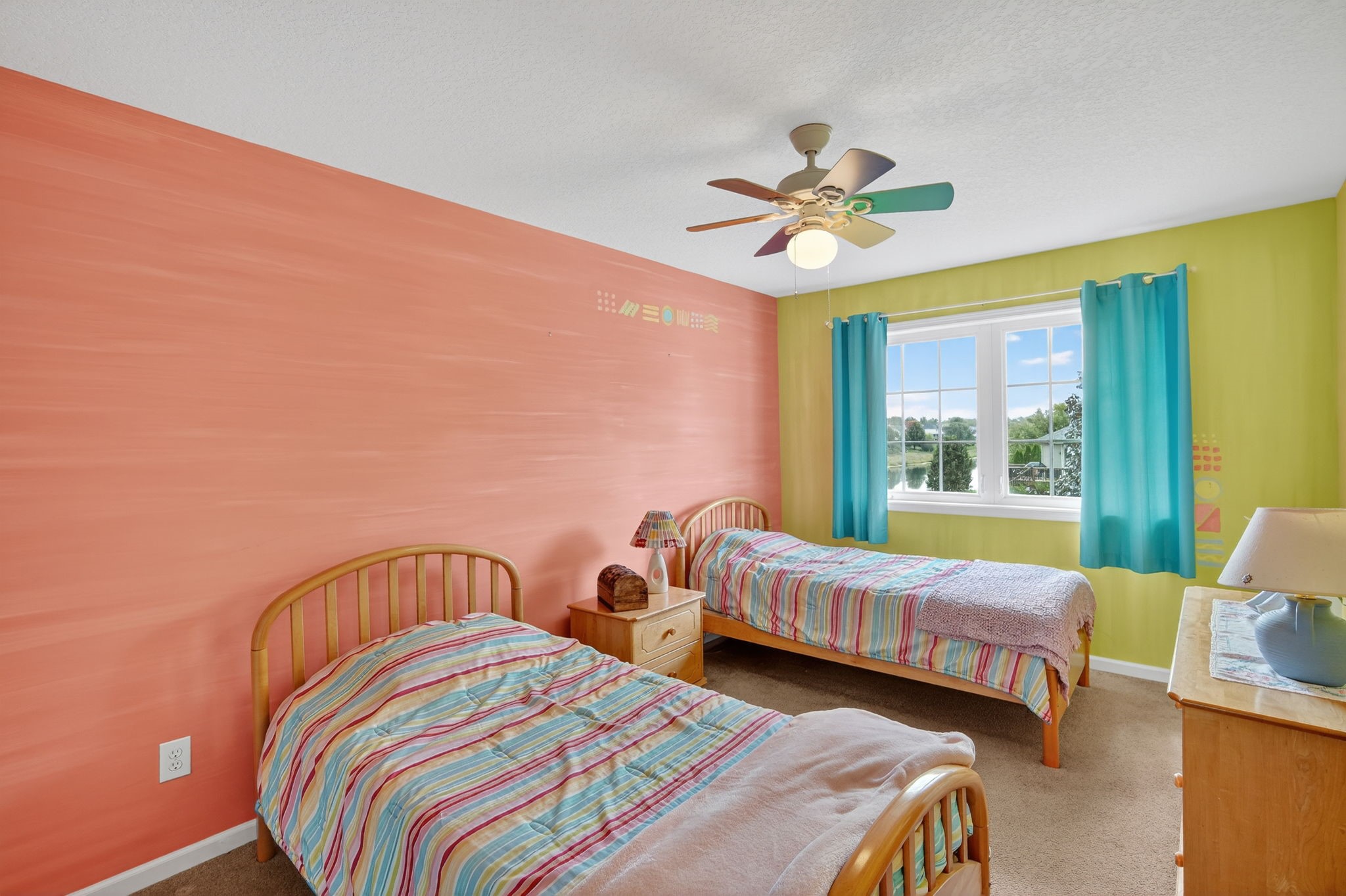 6721 Three Lakes Parkway