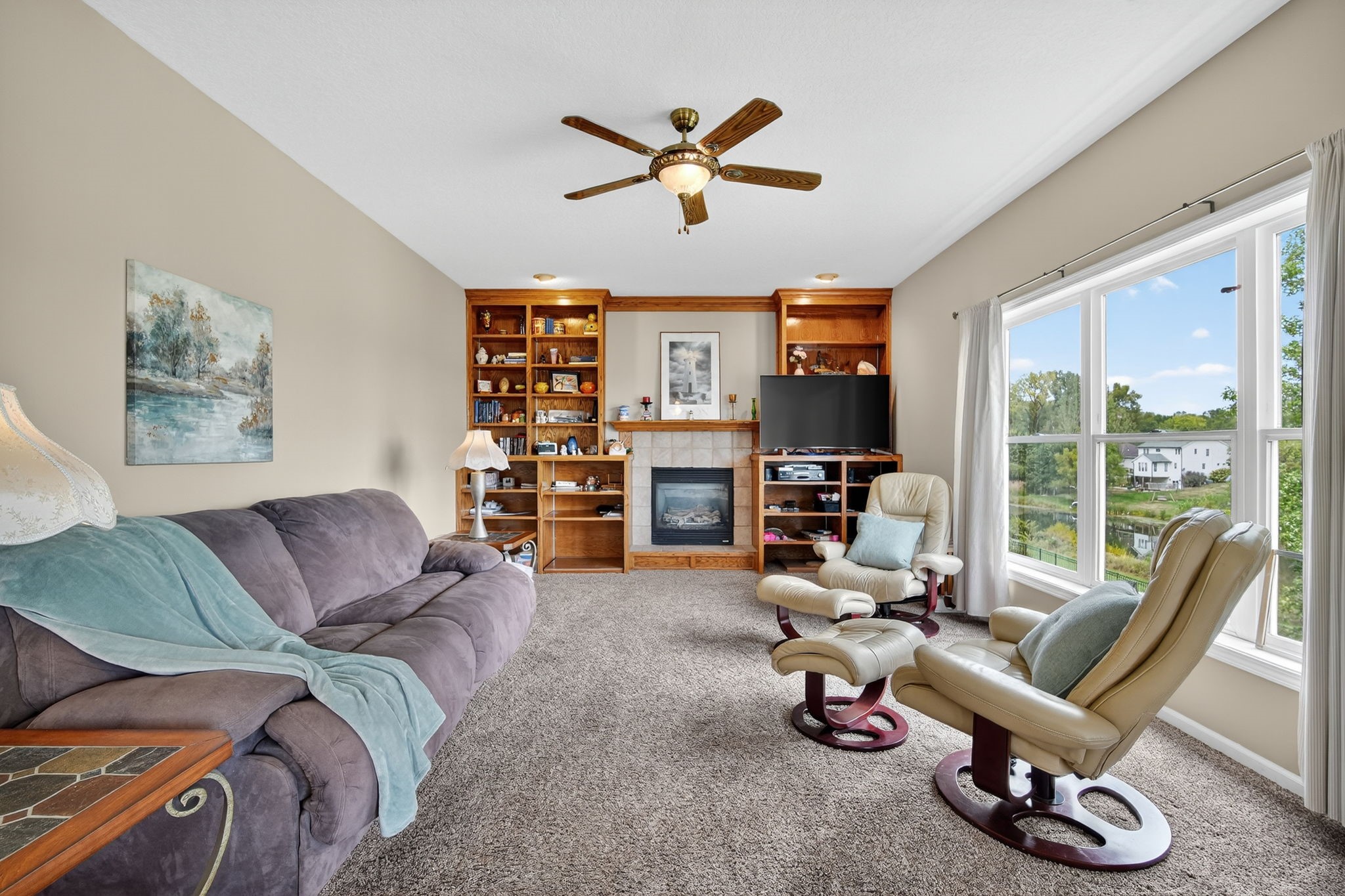 6721 Three Lakes Parkway