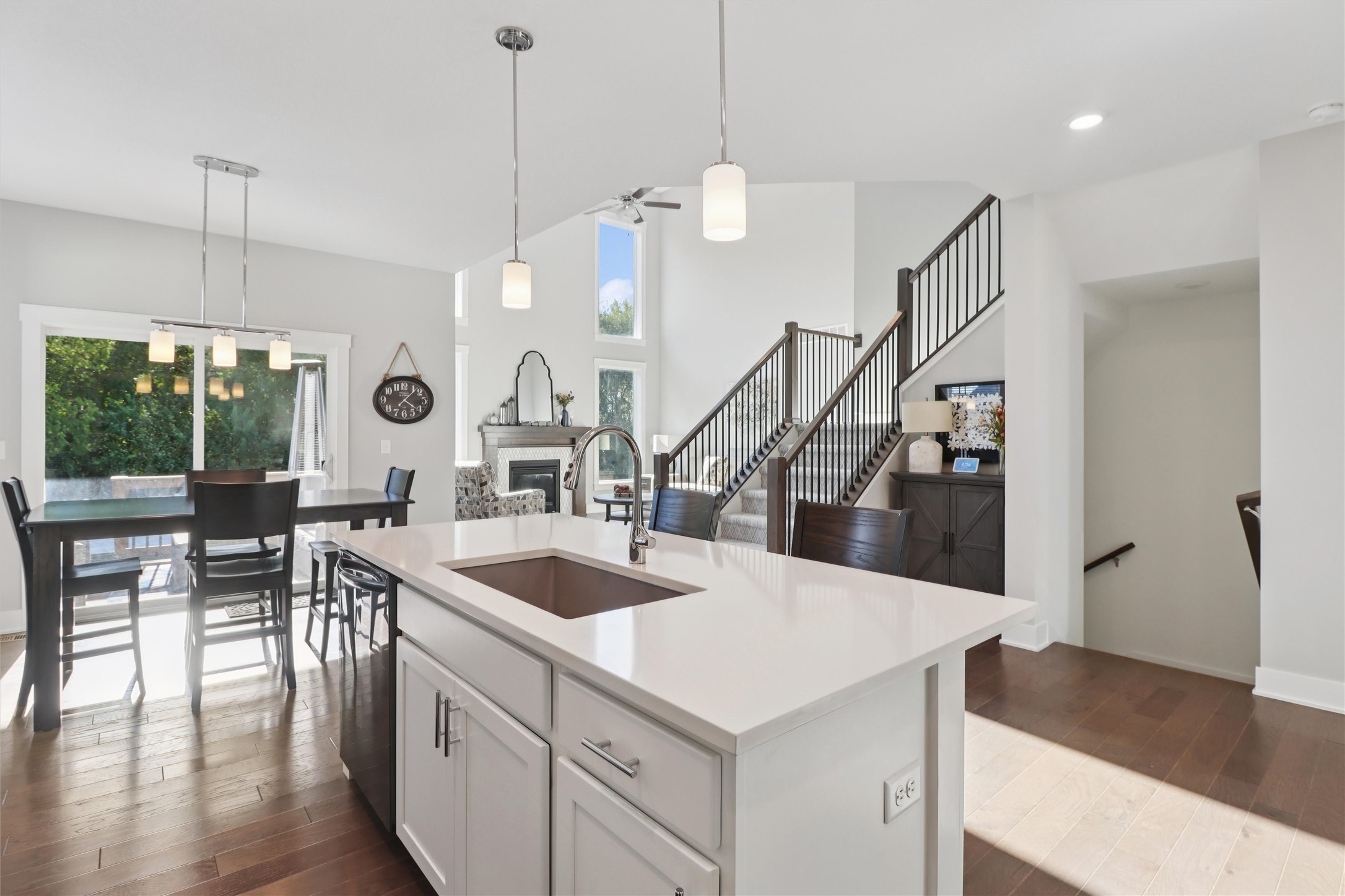 420 NW Georgetown Drive