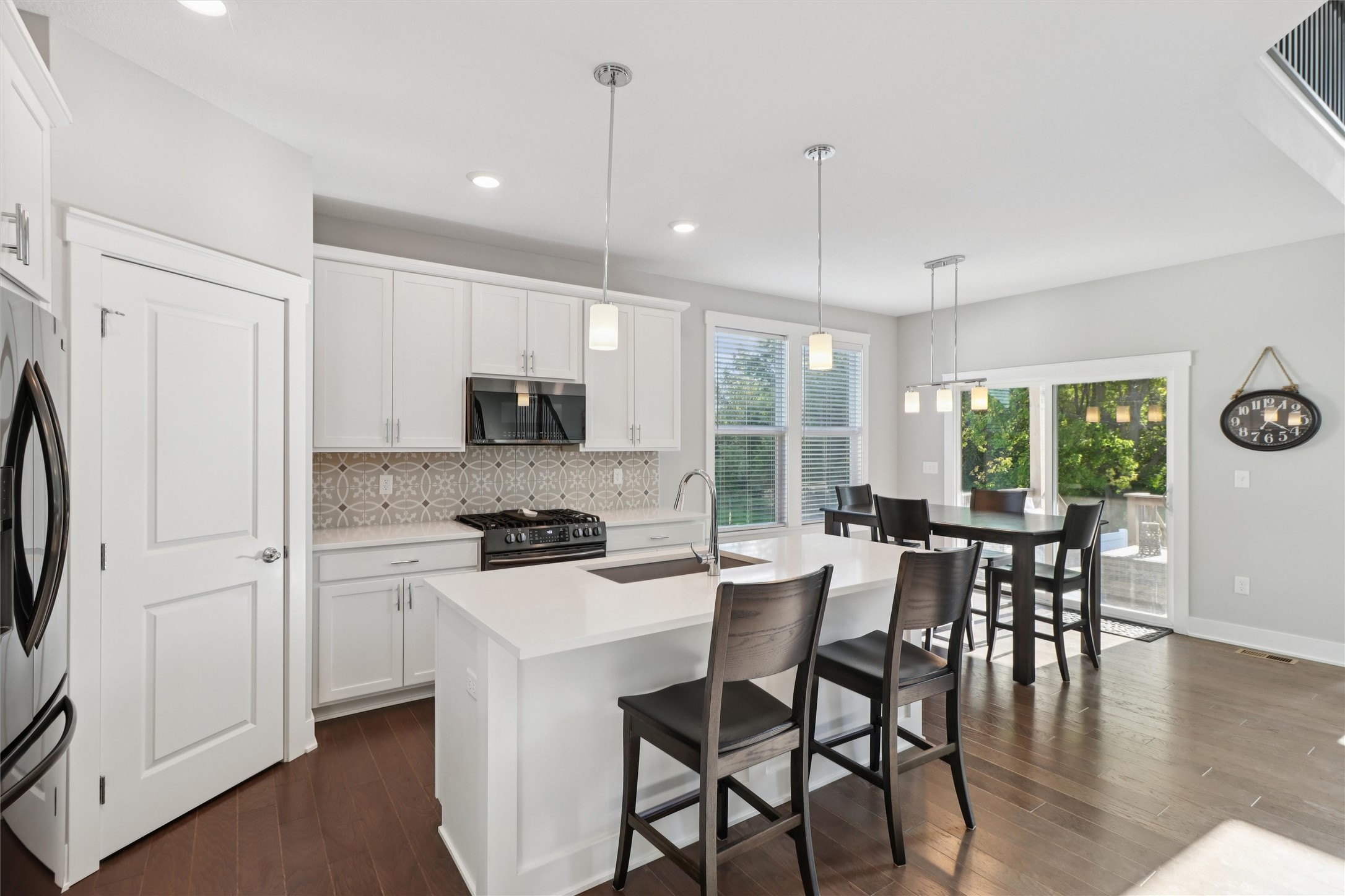 420 NW Georgetown Drive