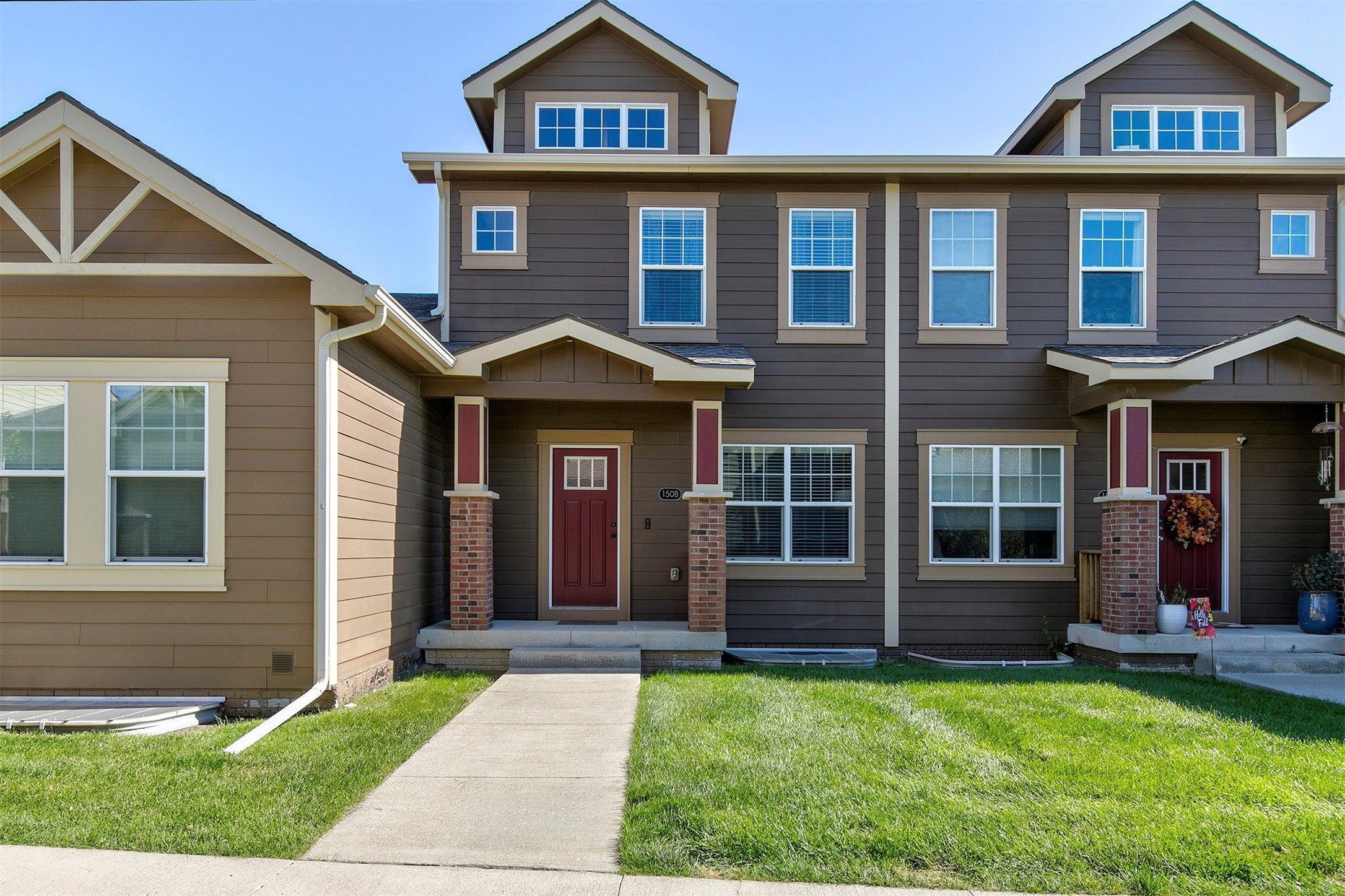 1508 SW Pleasant Lane