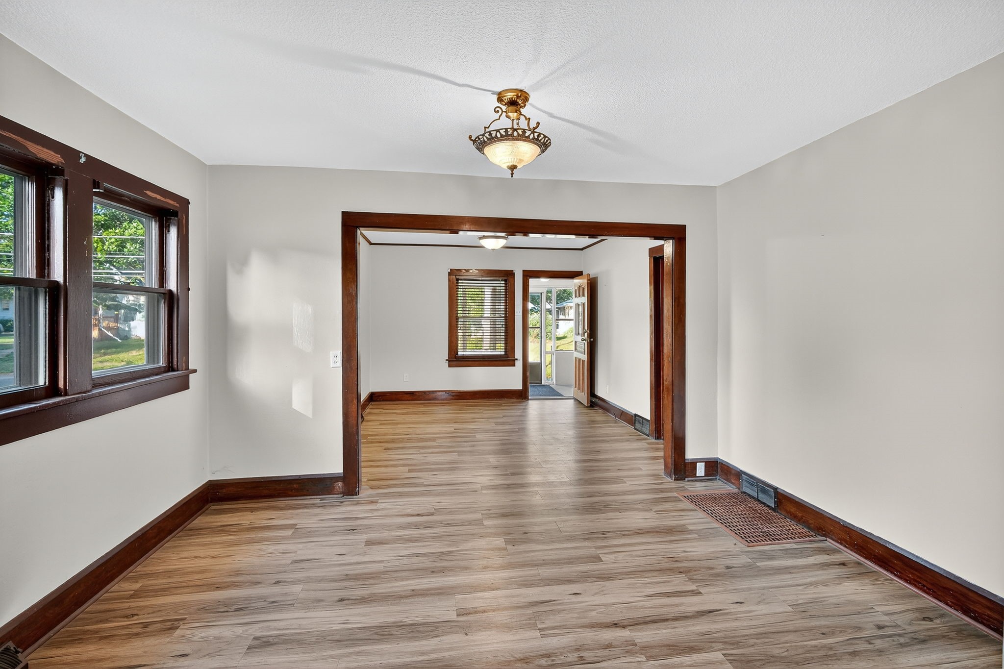 3919 4th Street