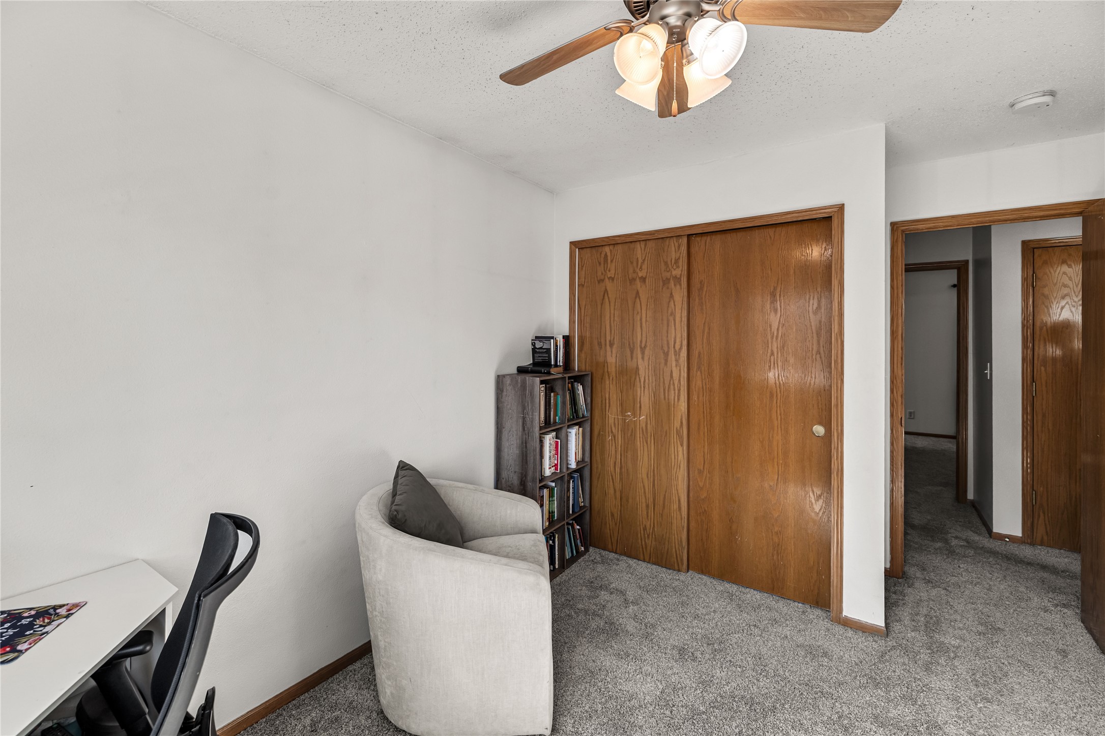 3010 E Diehl Avenue
