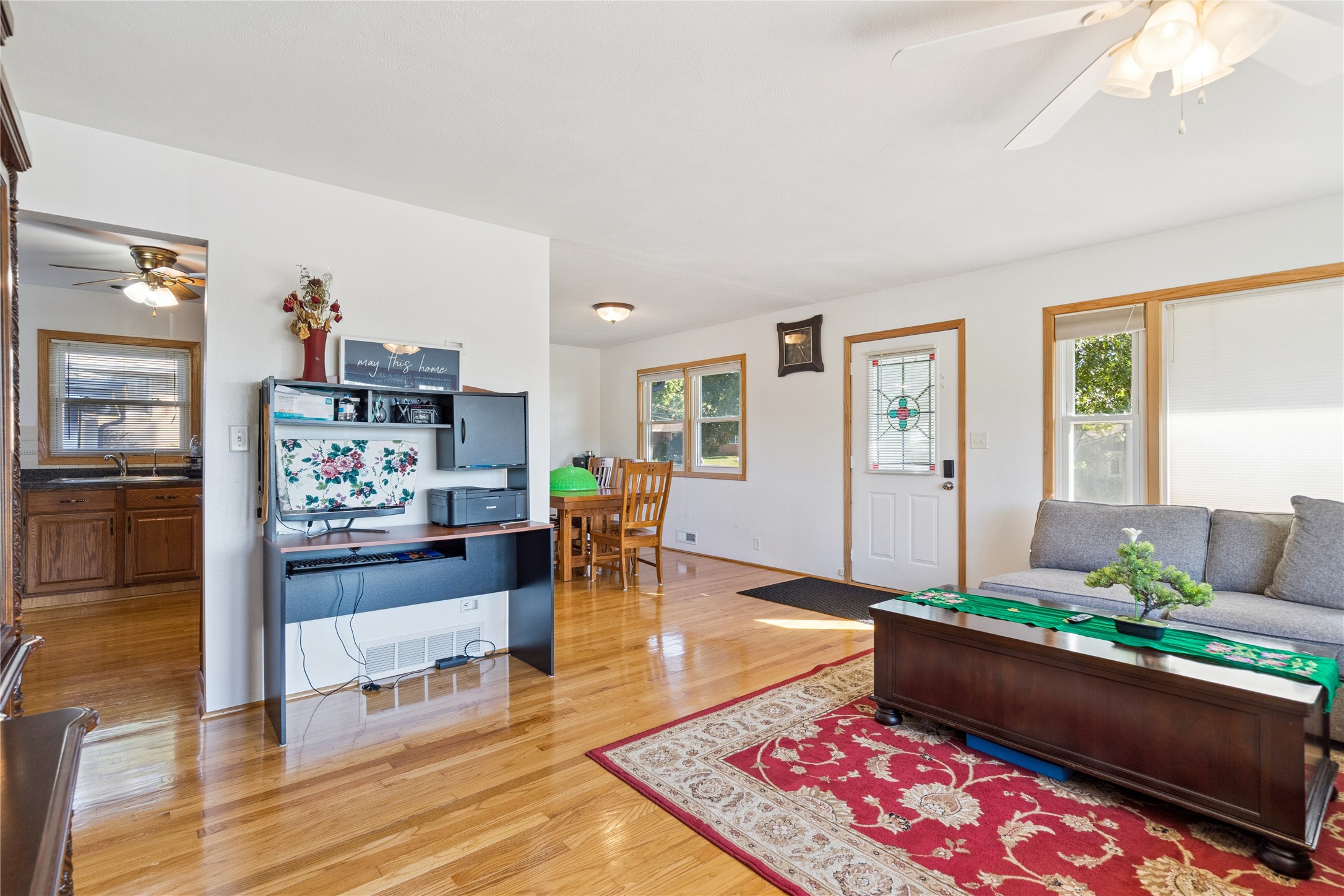 8195 Sunrise Boulevard