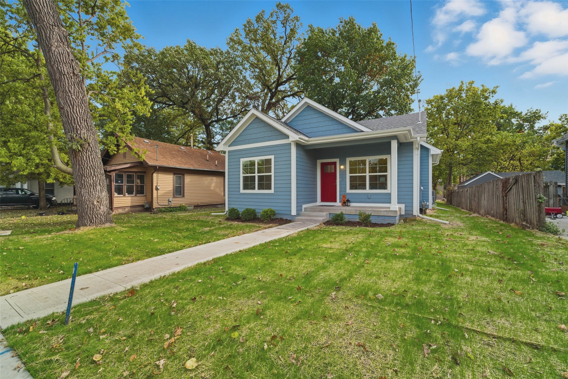 914 Douglas Avenue