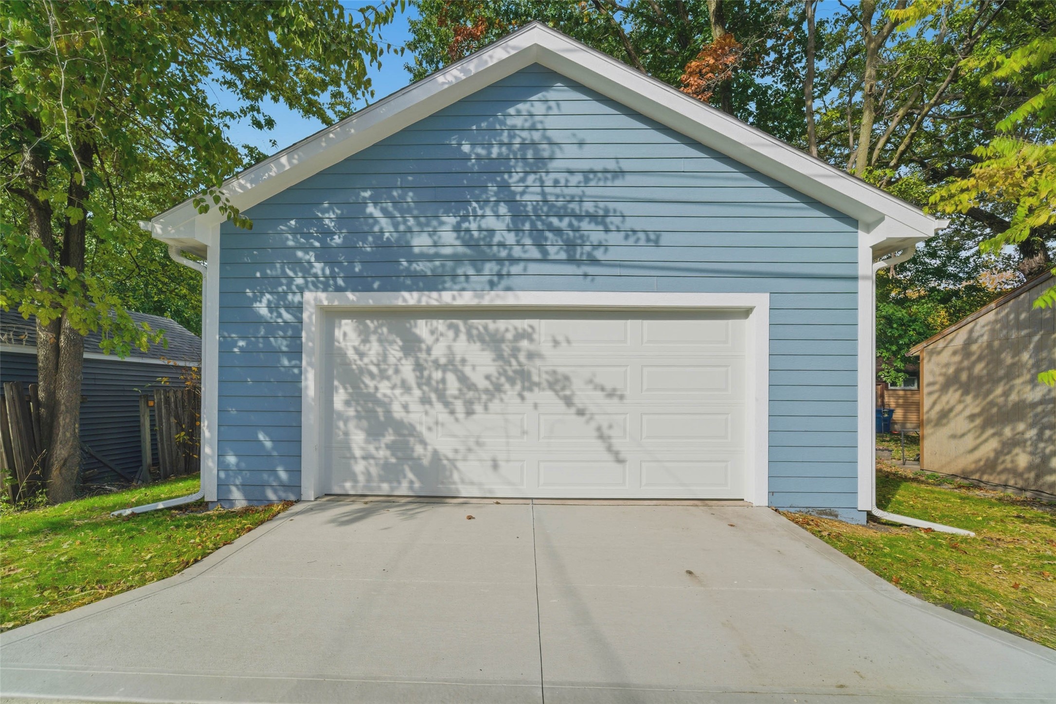 914 Douglas Avenue