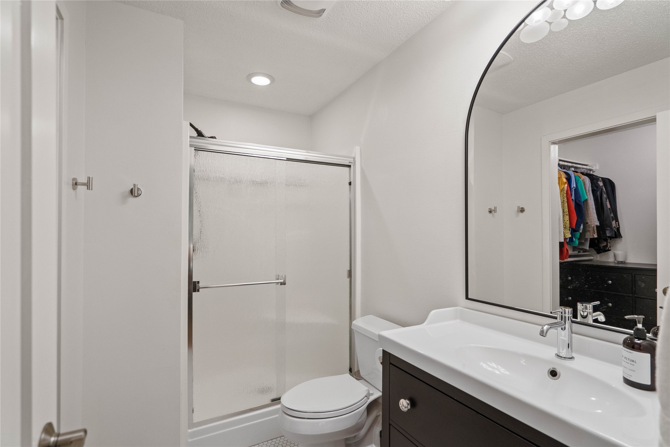 8187 NW Beaver Drive