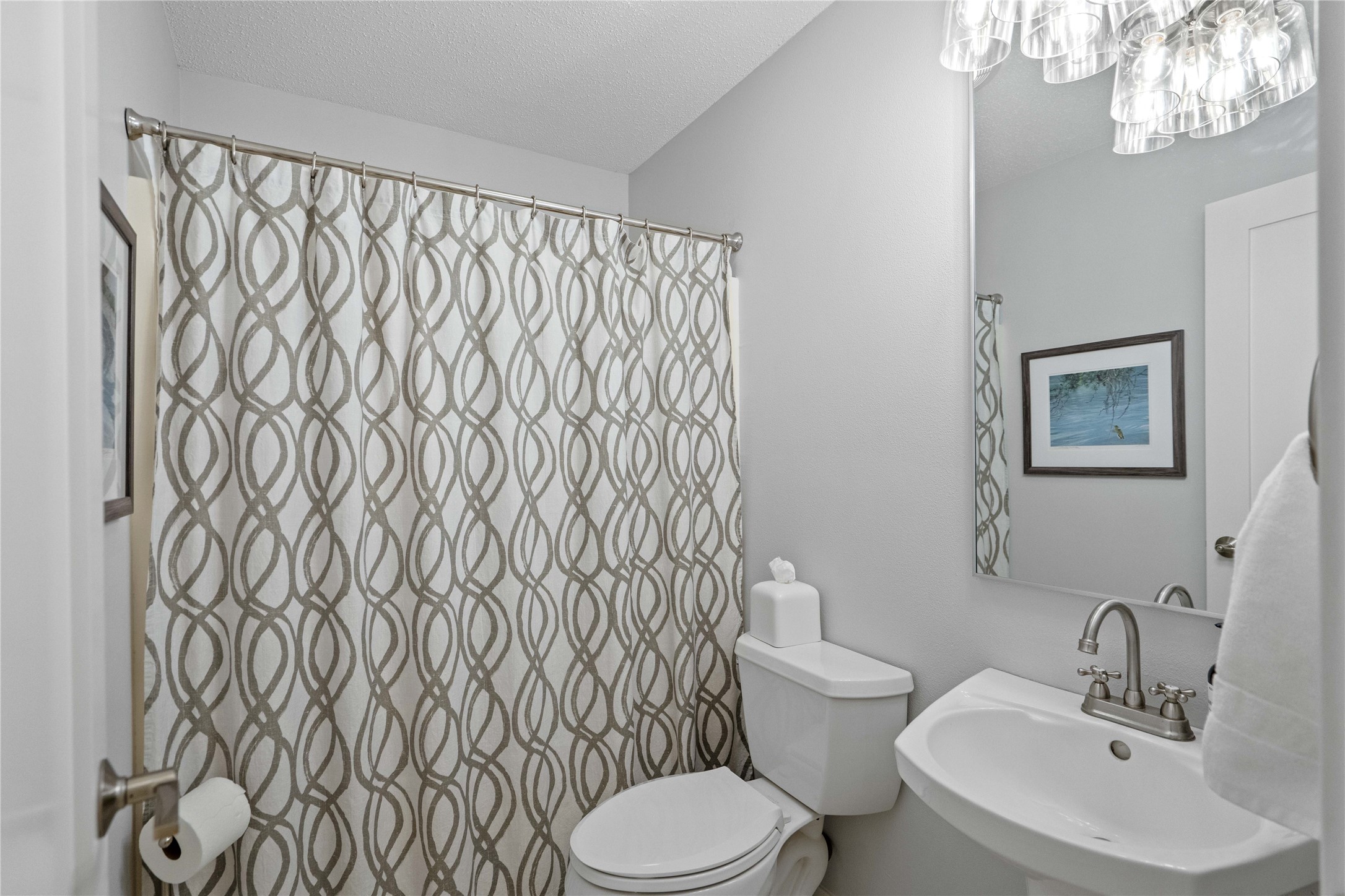 8187 NW Beaver Drive