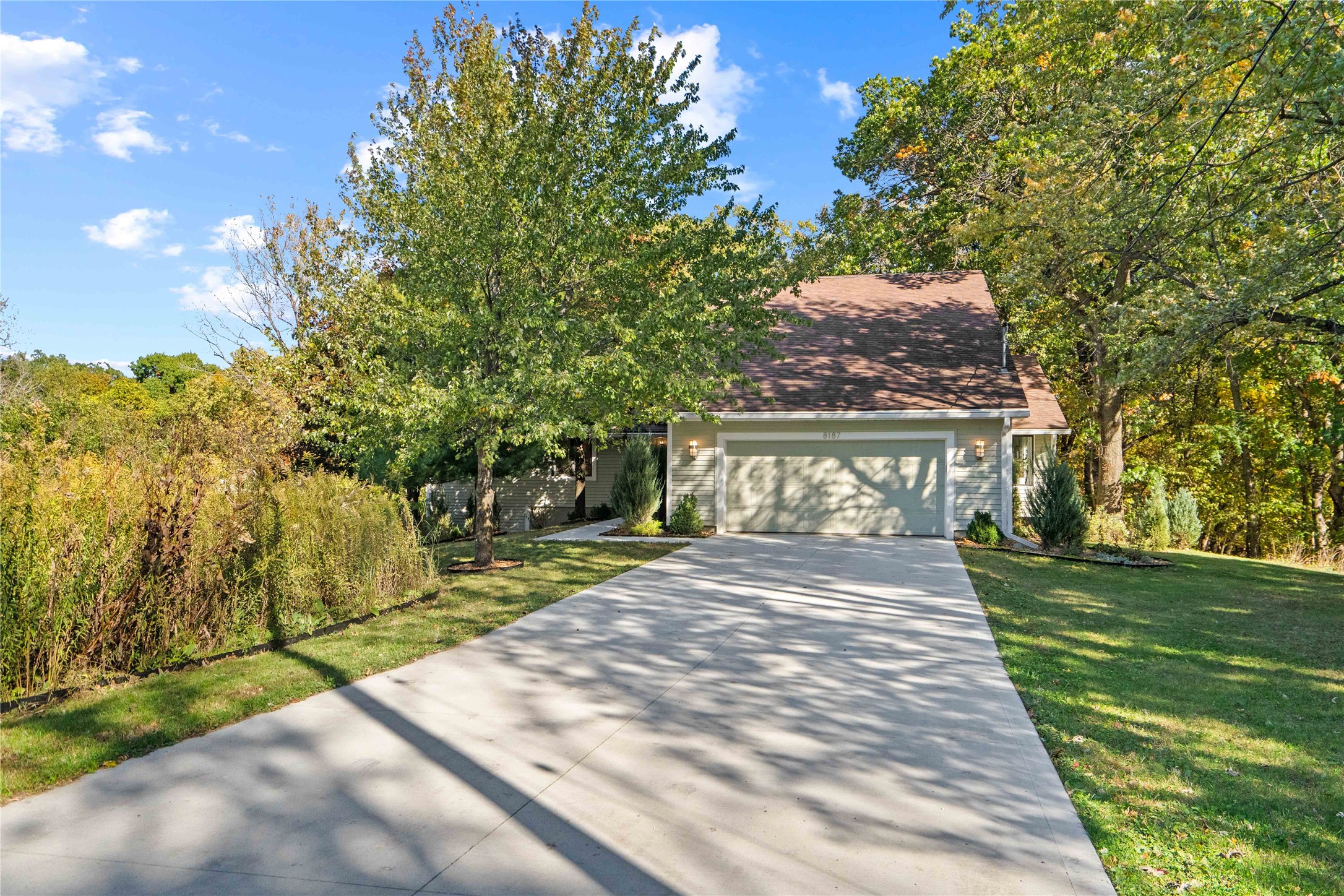 8187 NW Beaver Drive