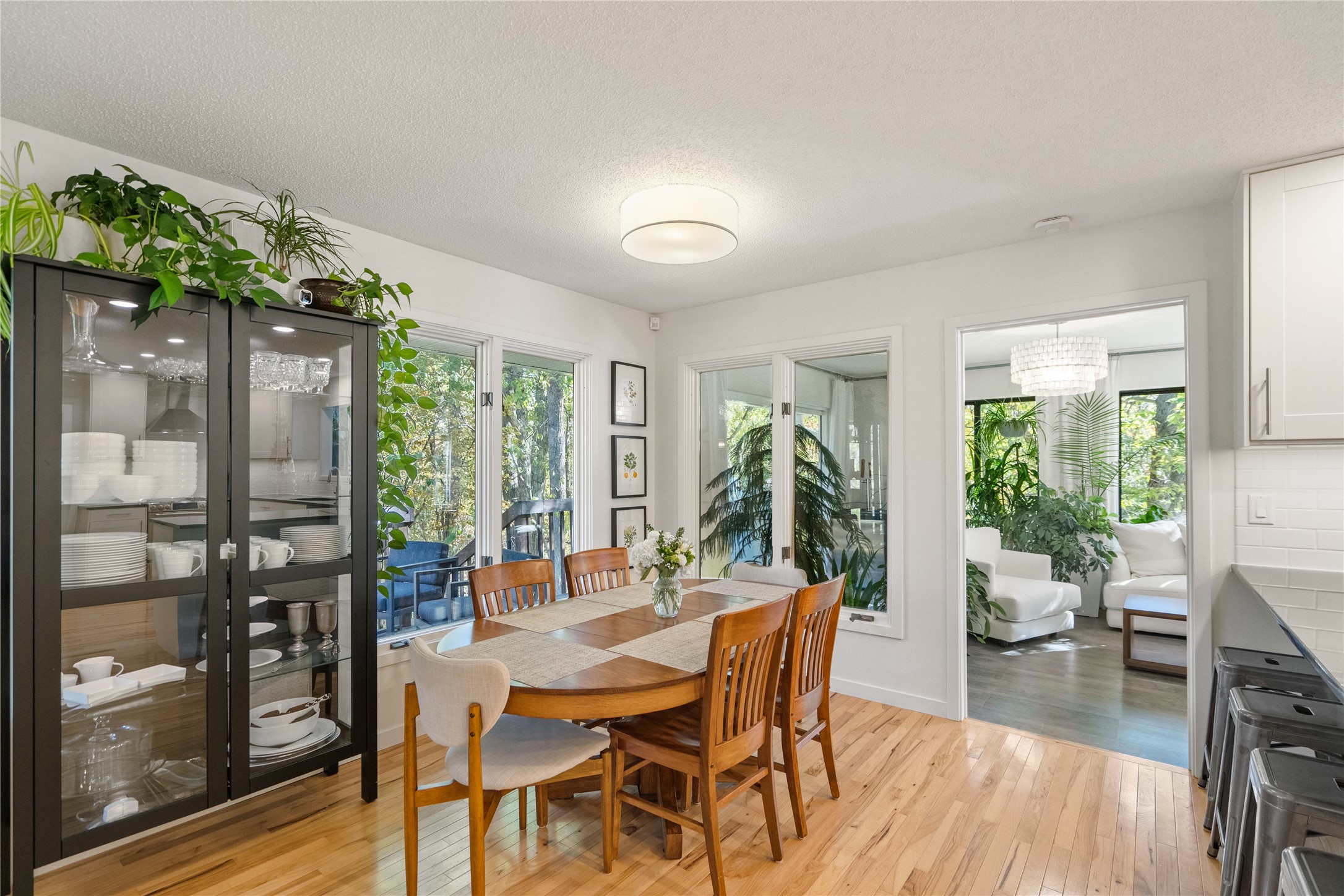 8187 NW Beaver Drive