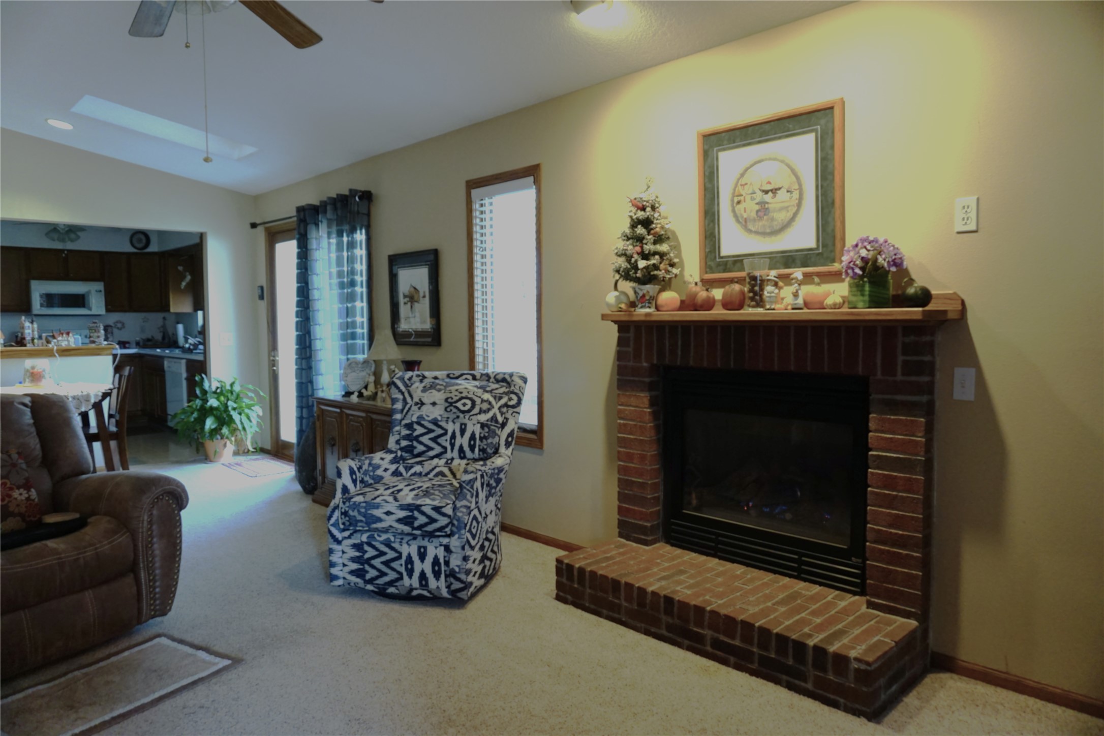 827 W Fremont Street