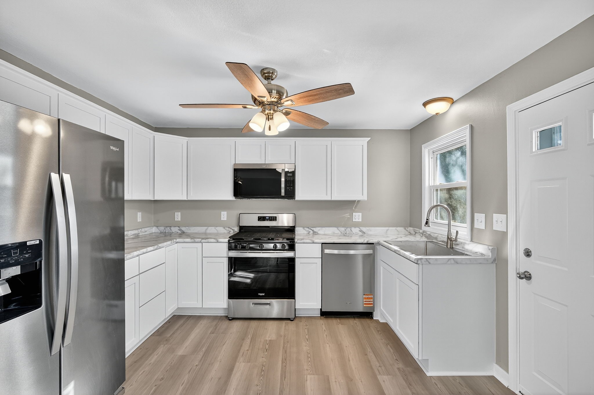 3265 E Washington Avenue