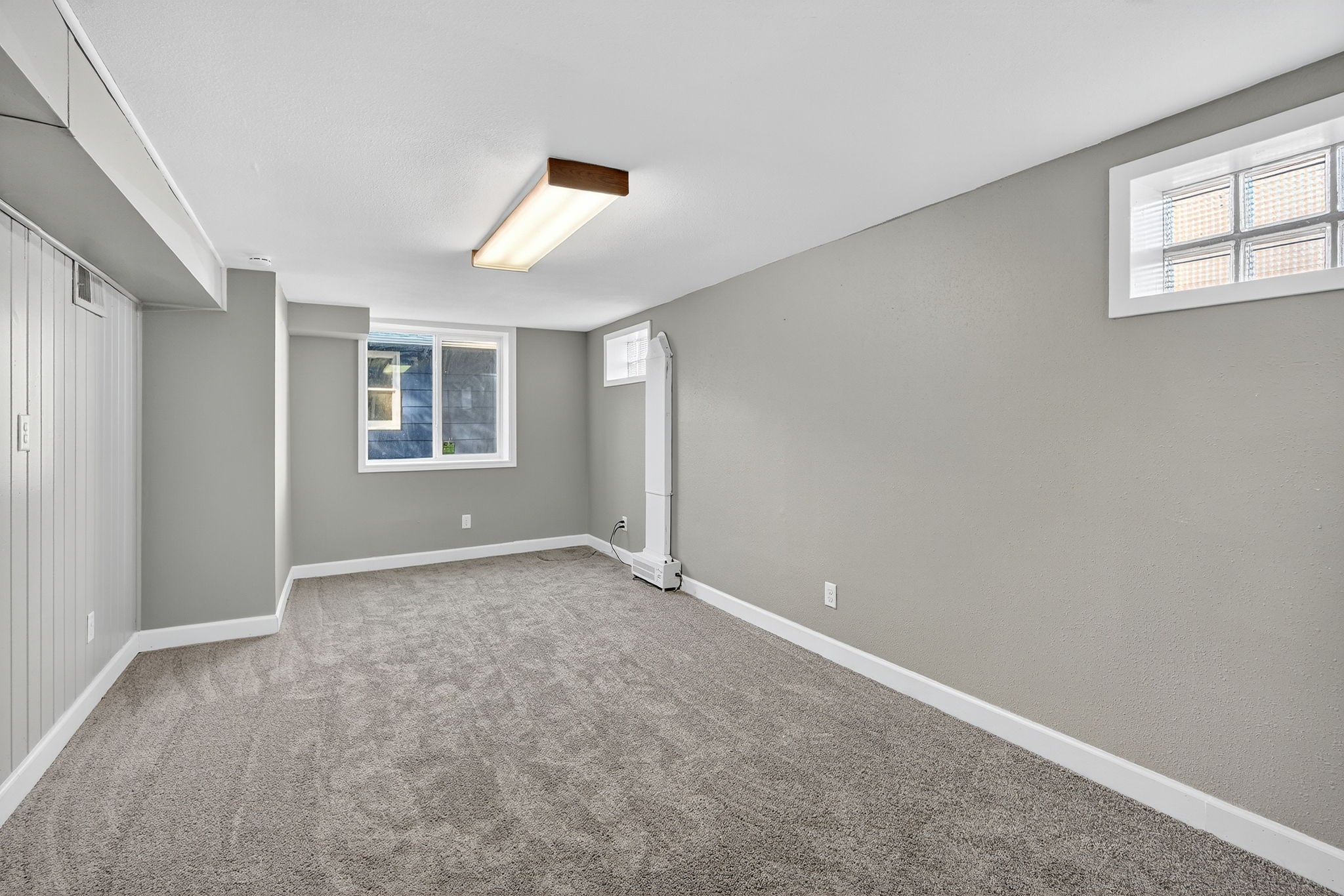 3265 E Washington Avenue