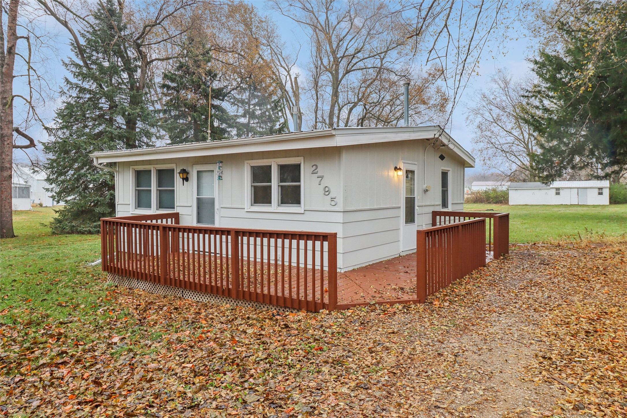 2795 NE 53rd Court