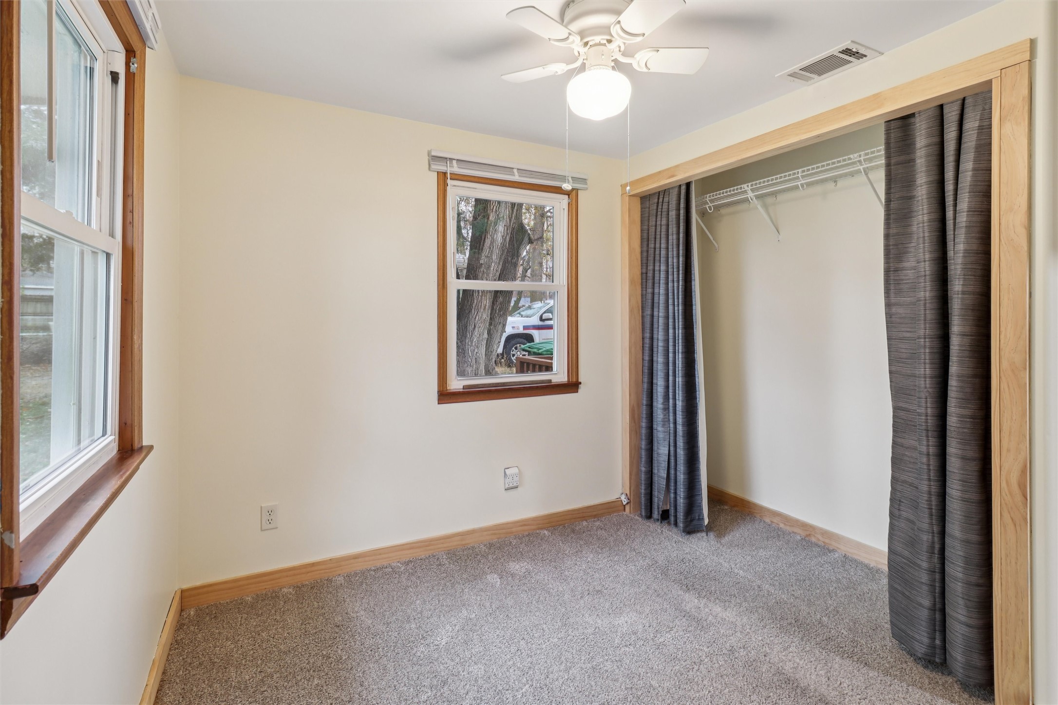 2795 NE 53rd Court