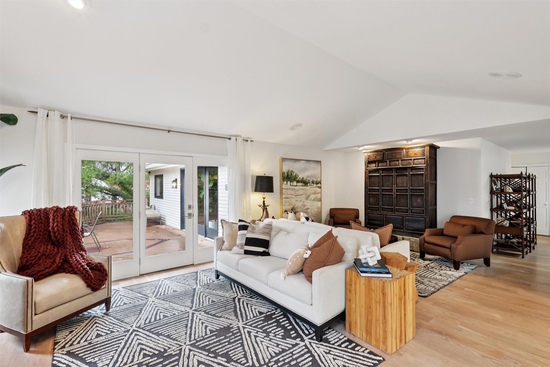 7059 Coburn Lane
