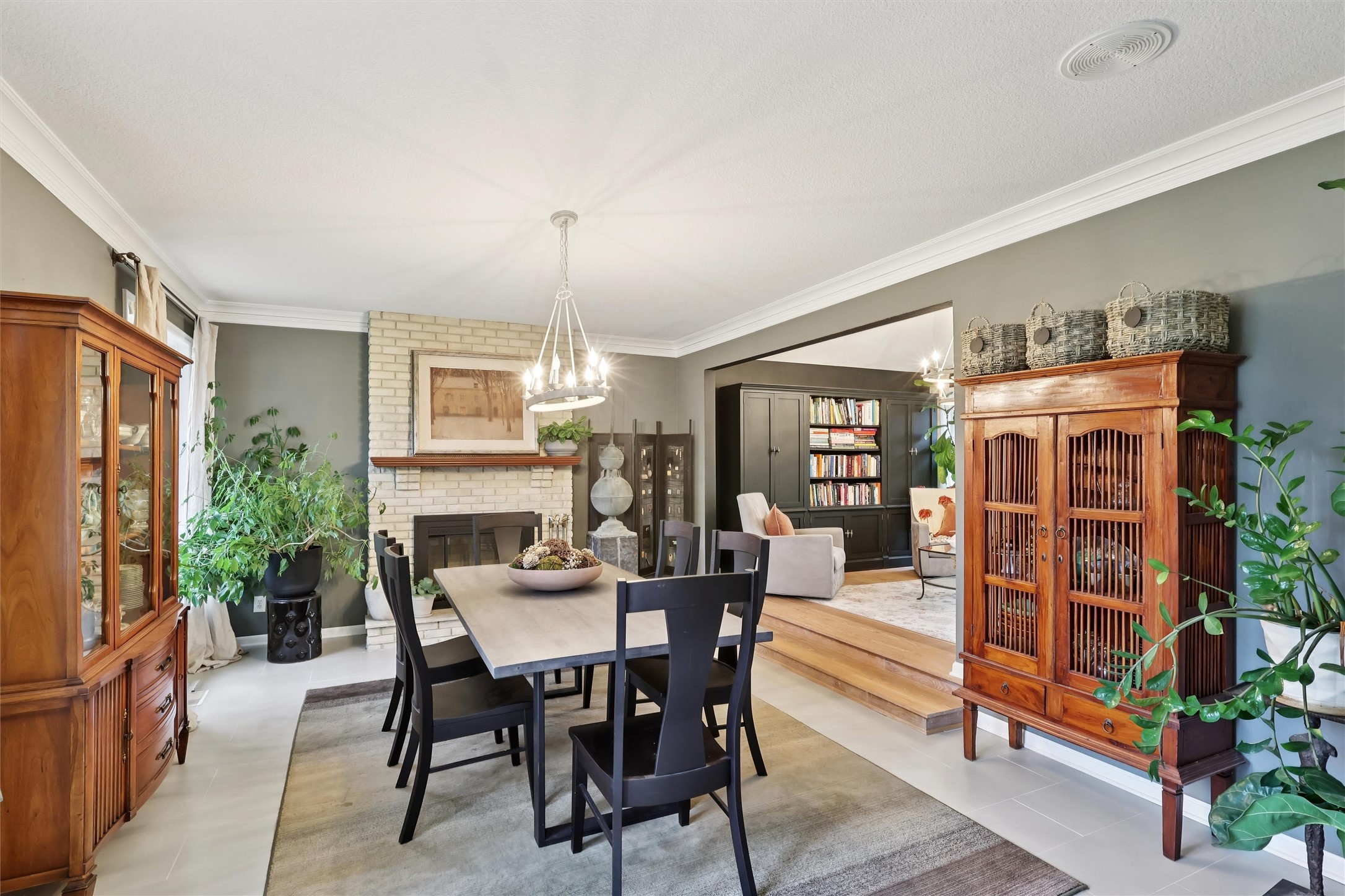 7059 Coburn Lane