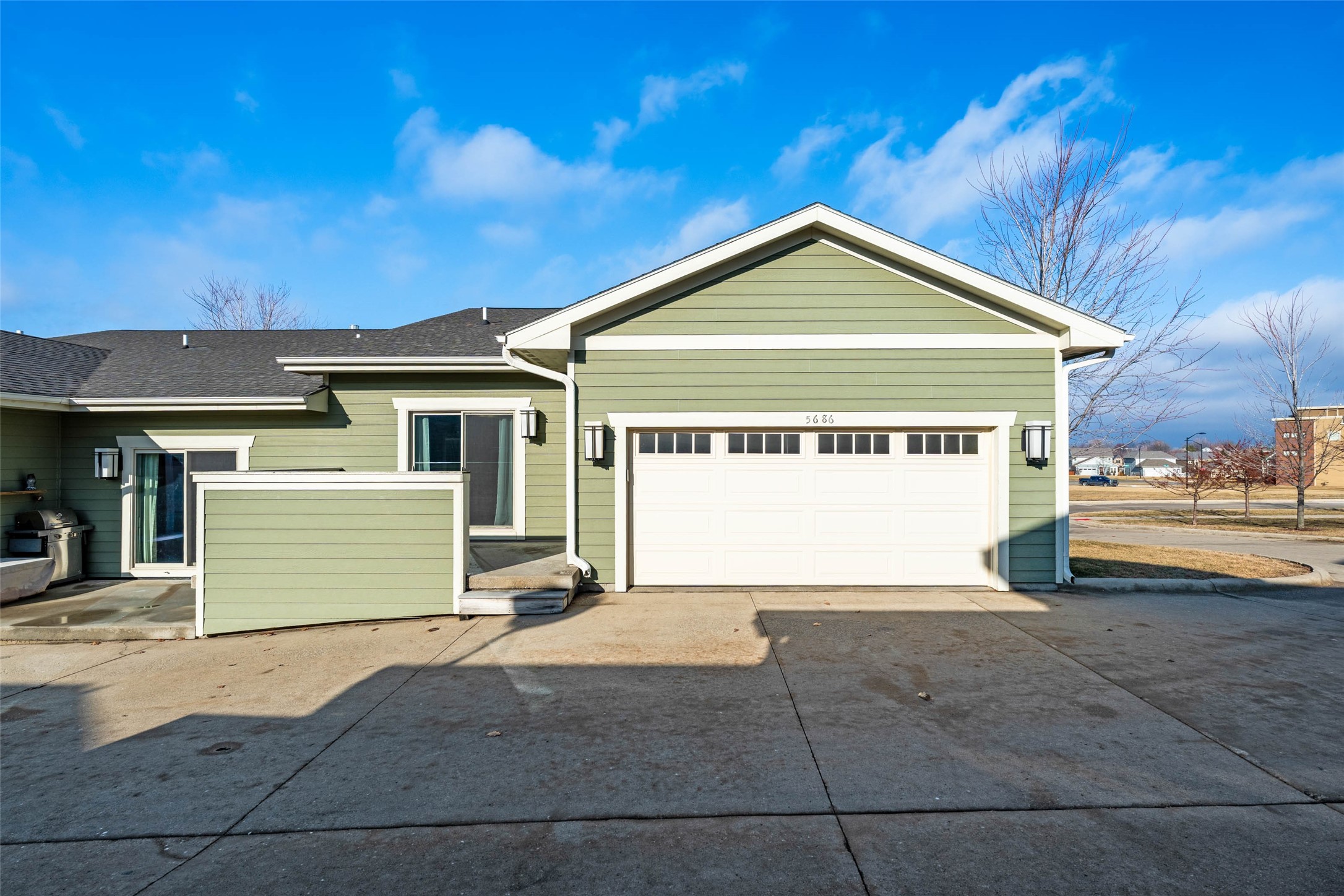 5686 Stagecoach Drive