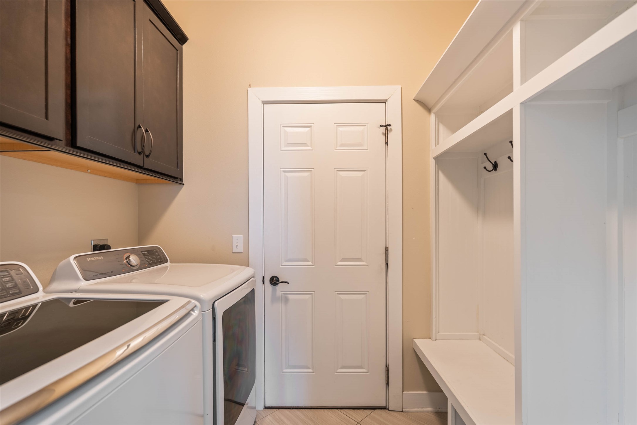 5686 Stagecoach Drive