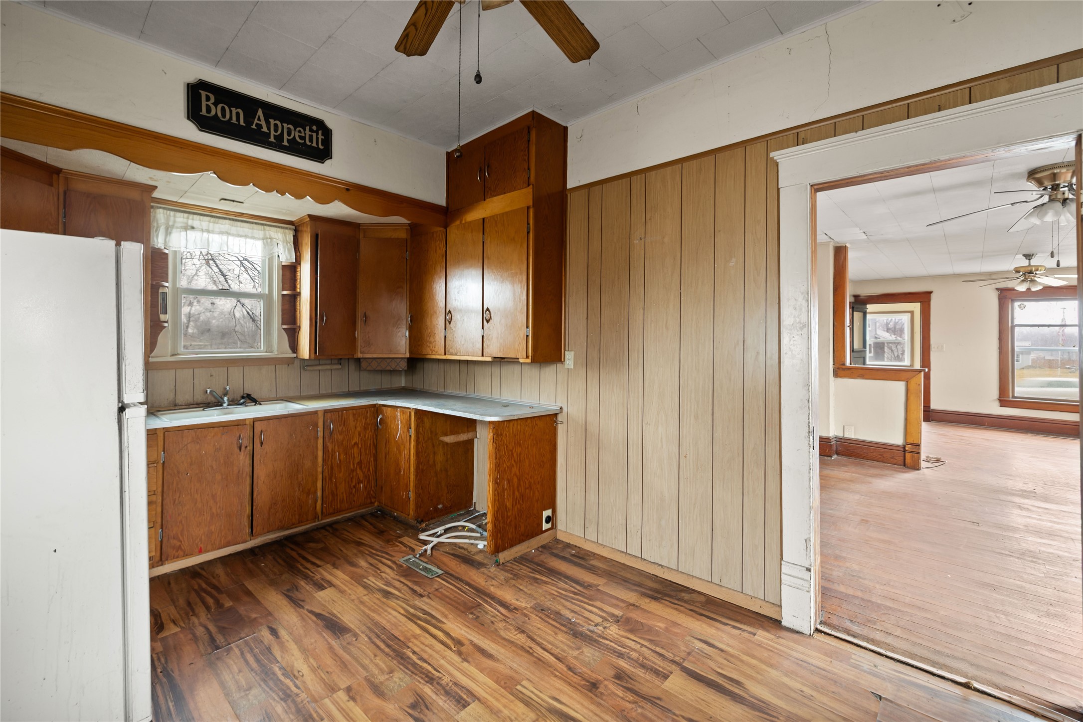 214 N Locust Street