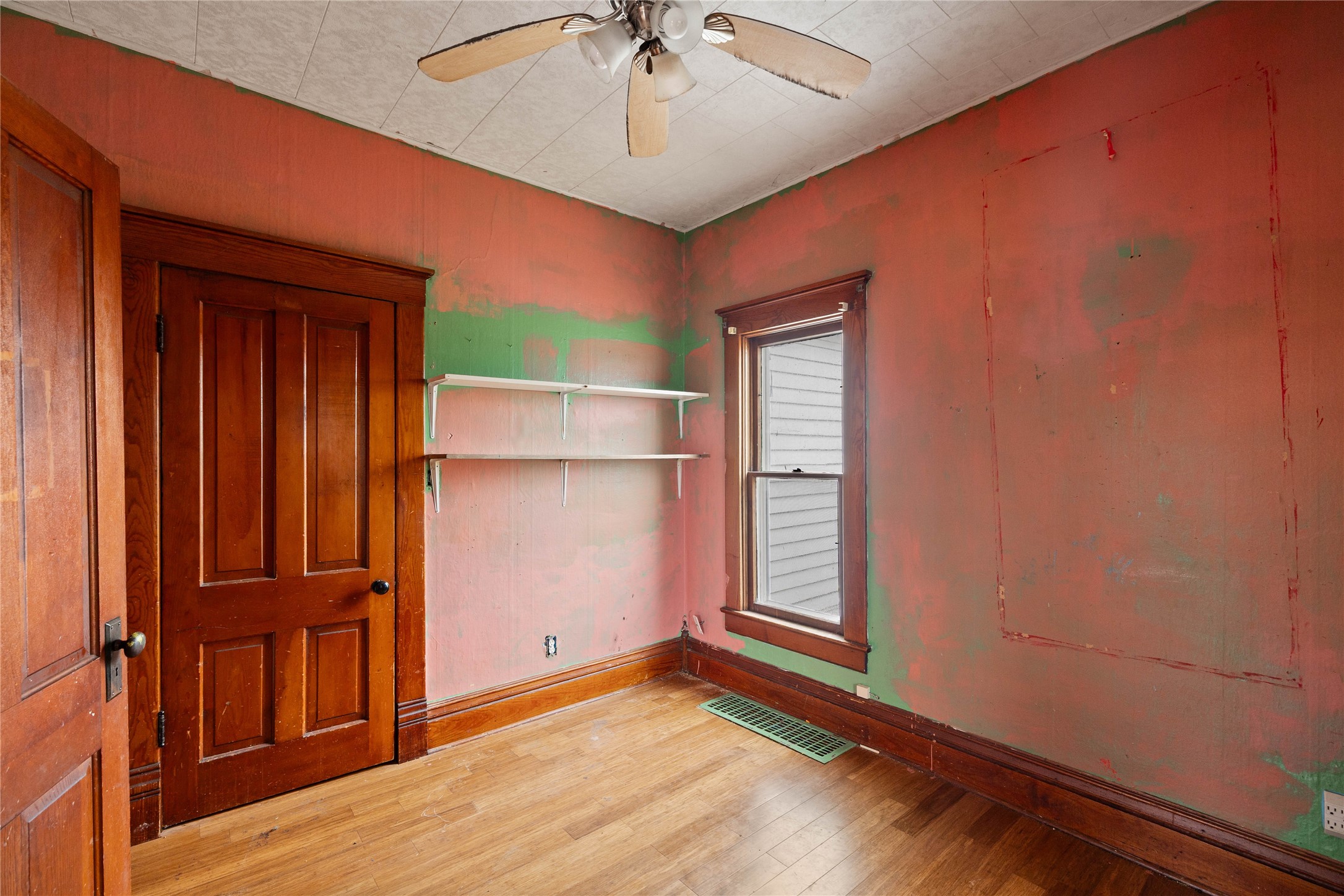 214 N Locust Street