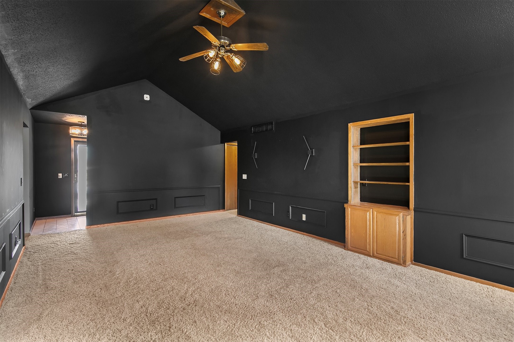 1114 NW Parkridge Drive