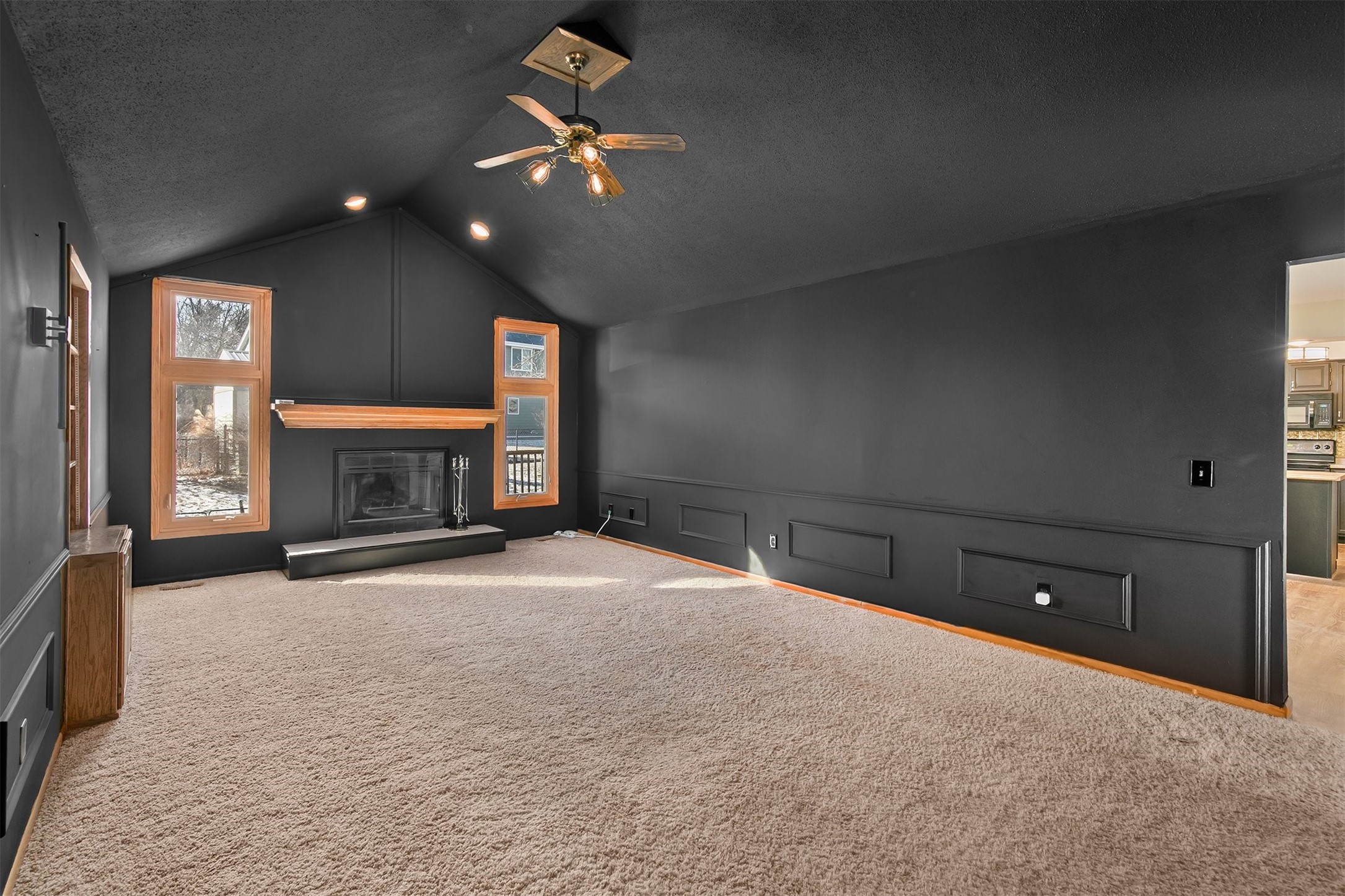 1114 NW Parkridge Drive