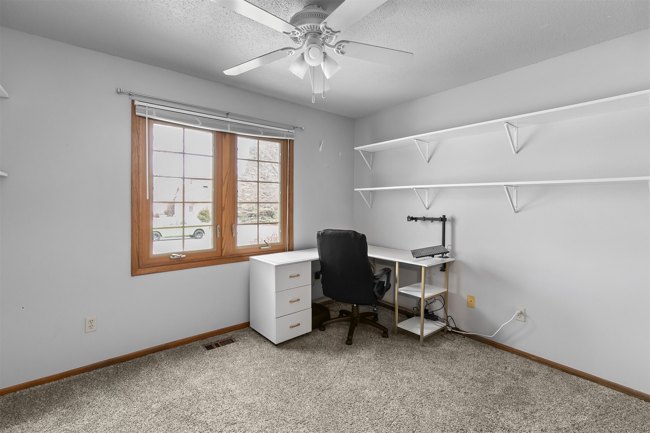 1114 NW Parkridge Drive