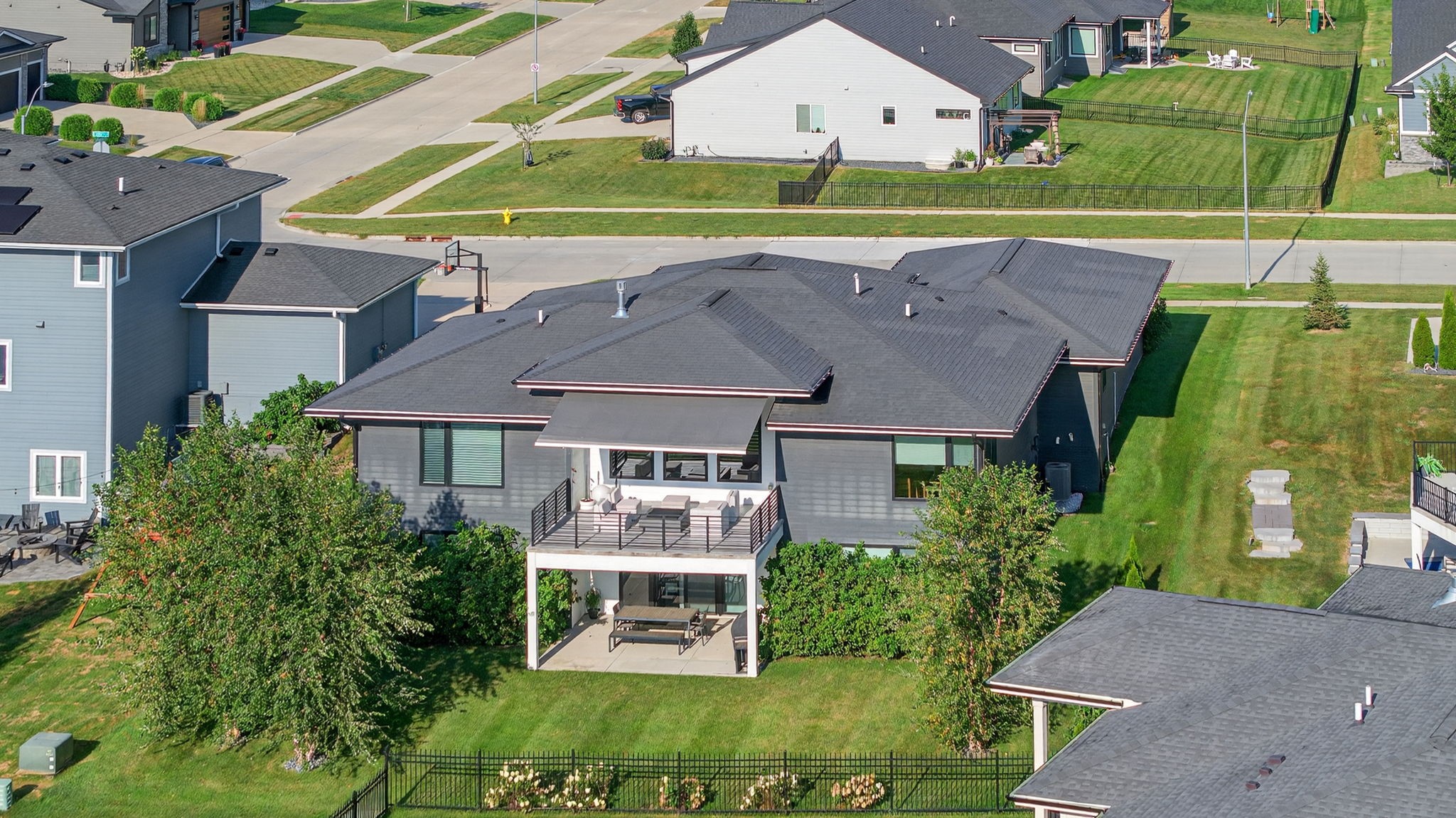1106 S 100th Street