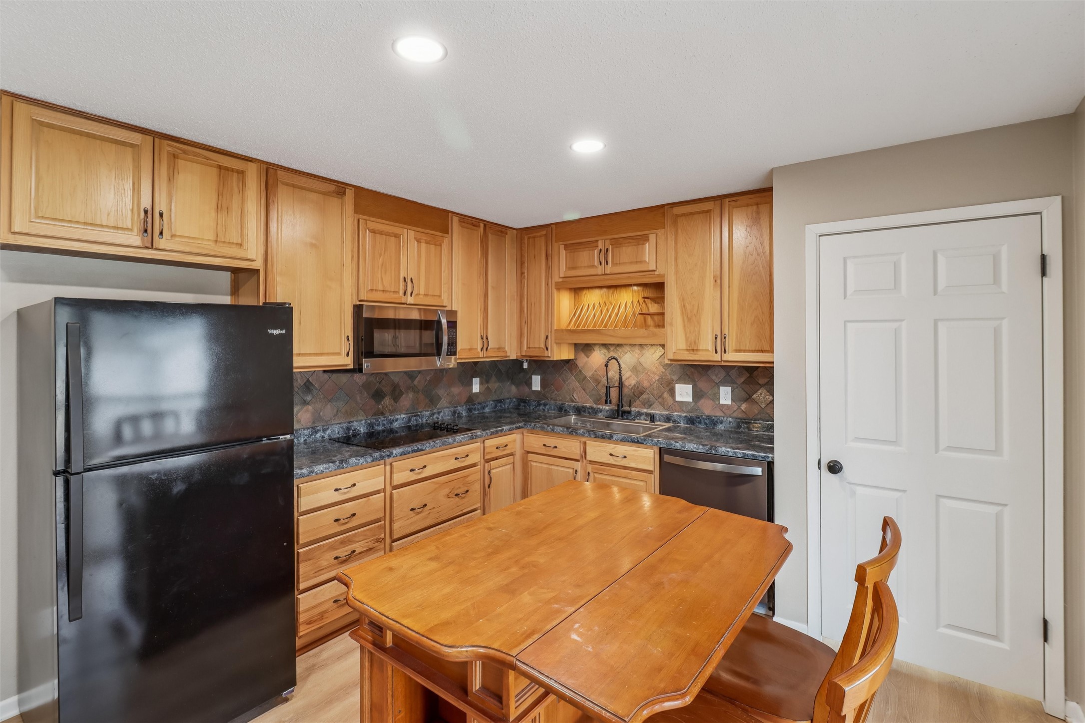 210 Market Avenue SW
