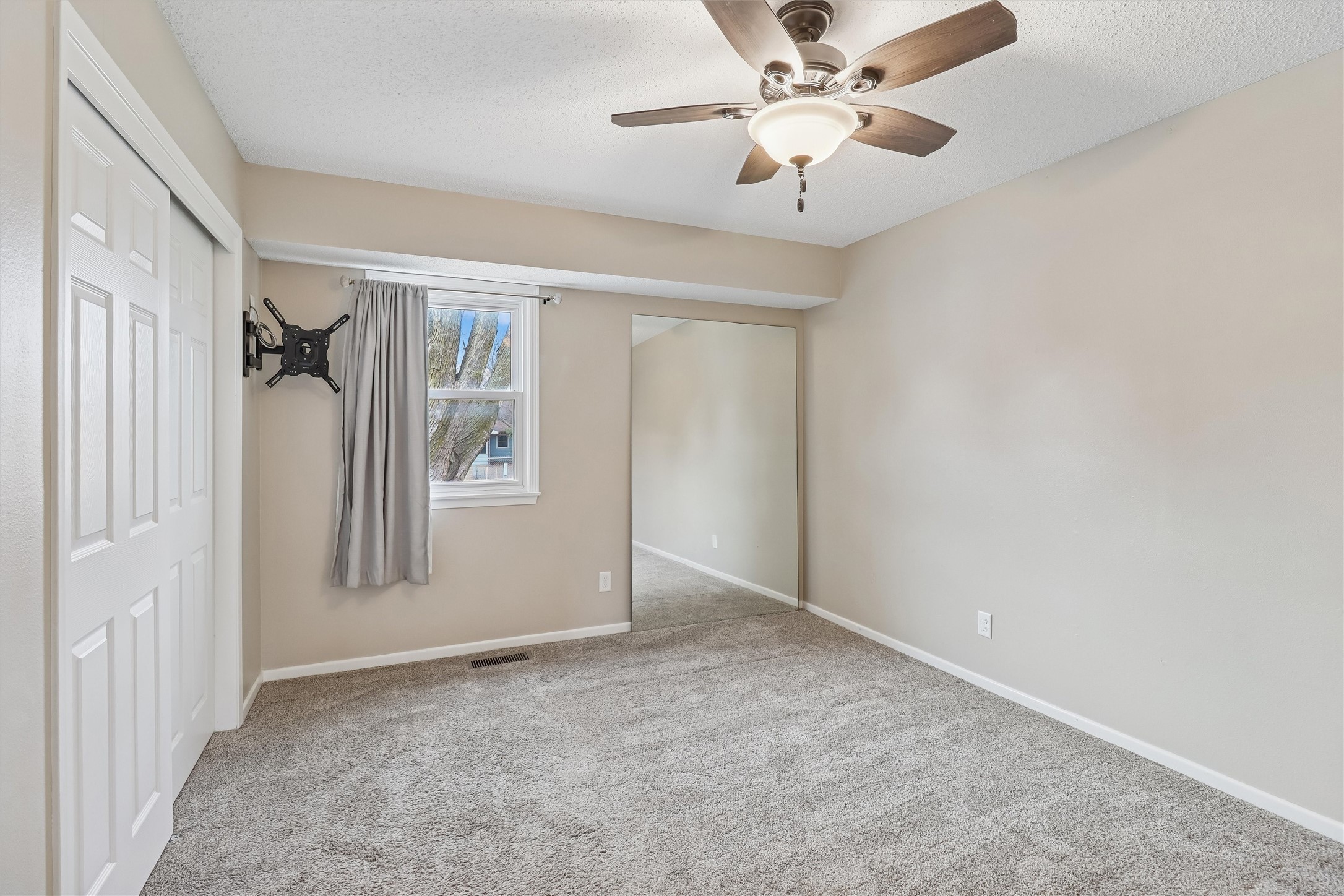 210 Market Avenue SW