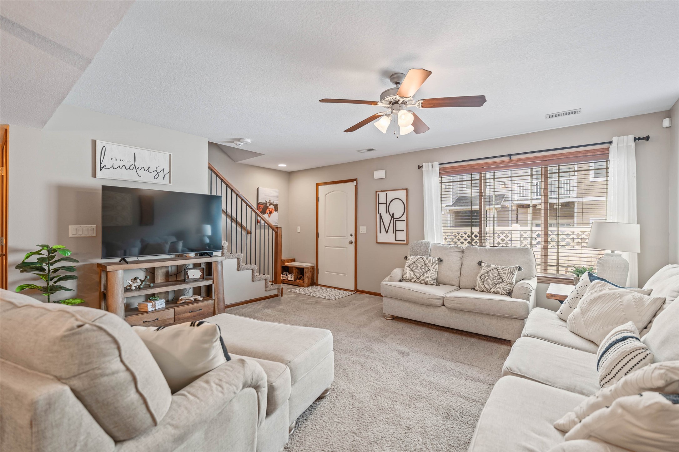 8601 Westown Parkway 24104